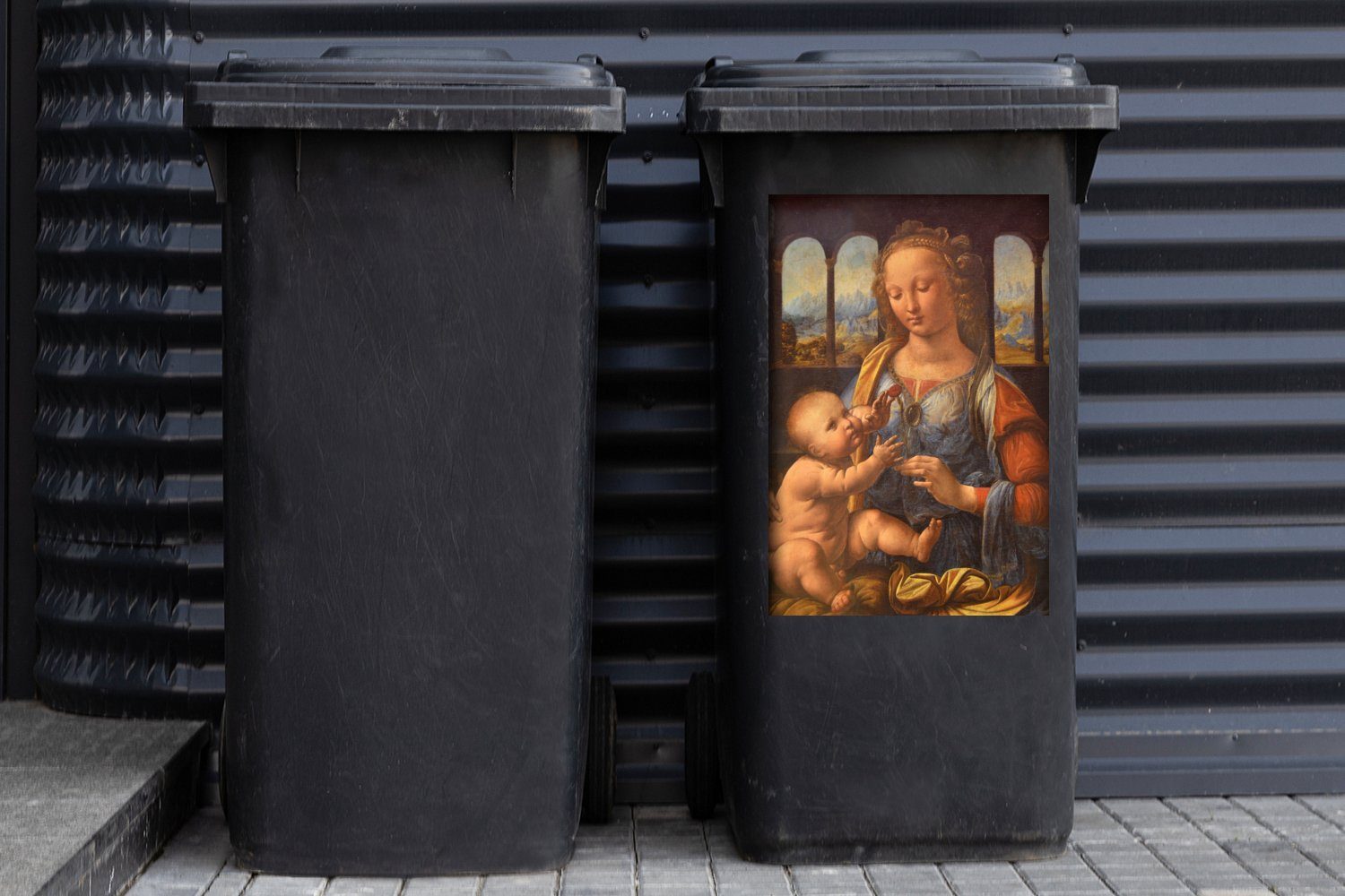 MuchoWow Wandsticker Madonna mit der da Leonardo Sticker, - (1 Vinci Nelke Mülltonne, Abfalbehälter St), Mülleimer-aufkleber, Container