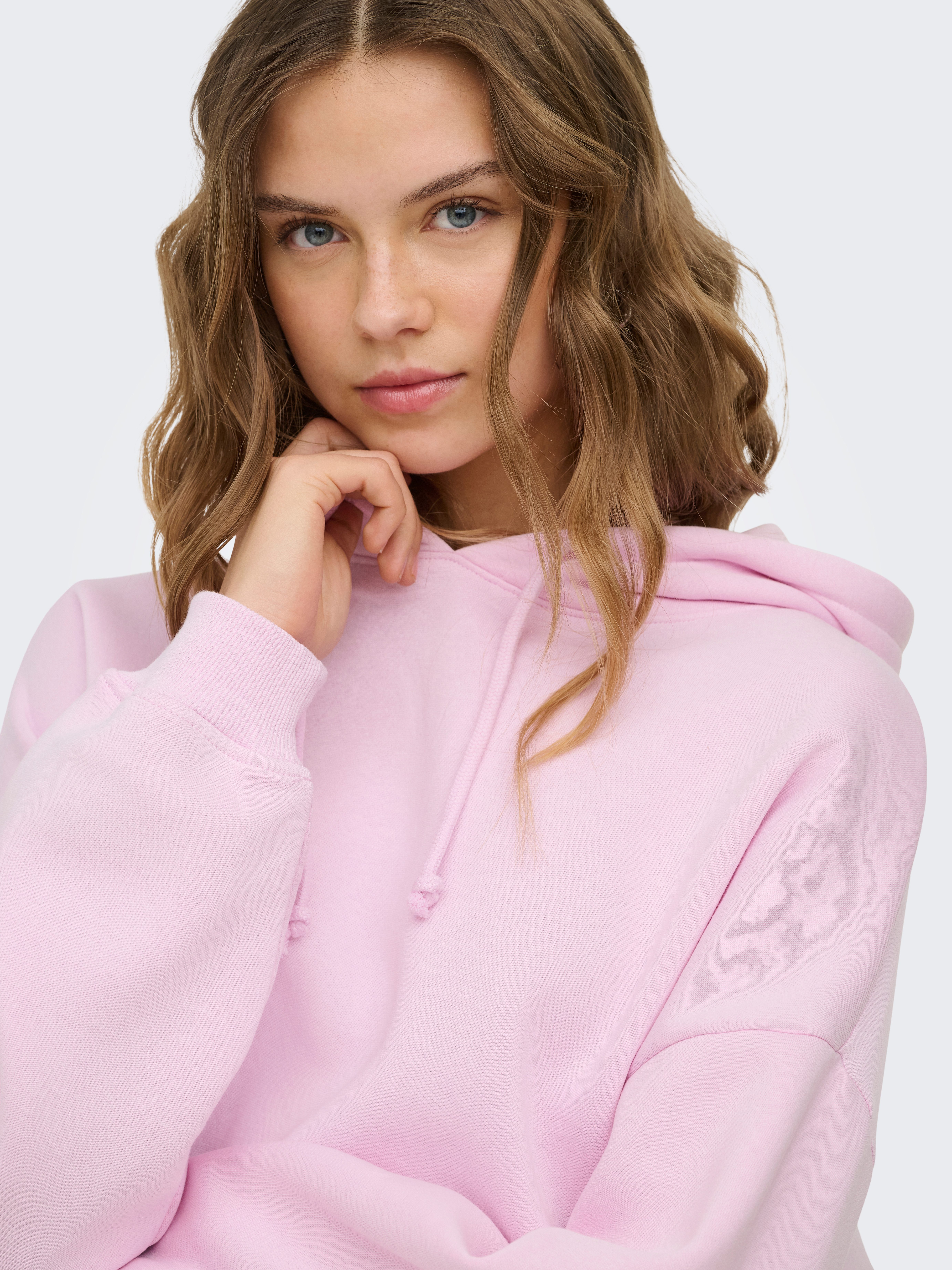 ONLY Kapuzensweatshirt ONLSWEAT LIFE L/S HOODIE CROPPED SWT Baumwollmischung, loose fit