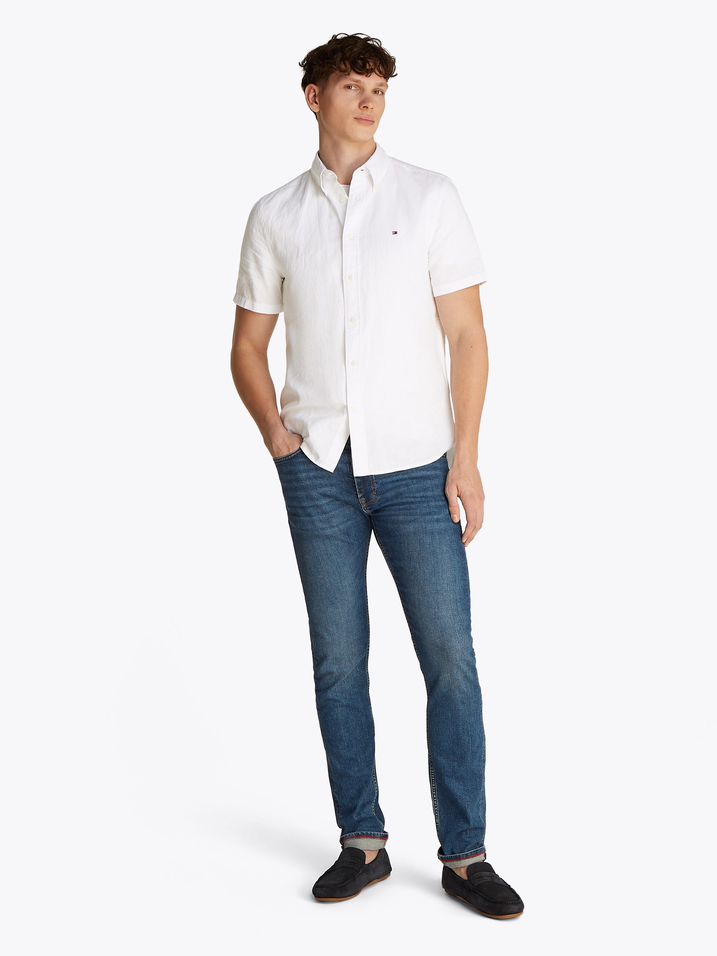 Tommy Hilfiger Kurzarmhemd LINEN BLEND SOLID SS Regular Fit SHIRT mit Button-down-Kragen