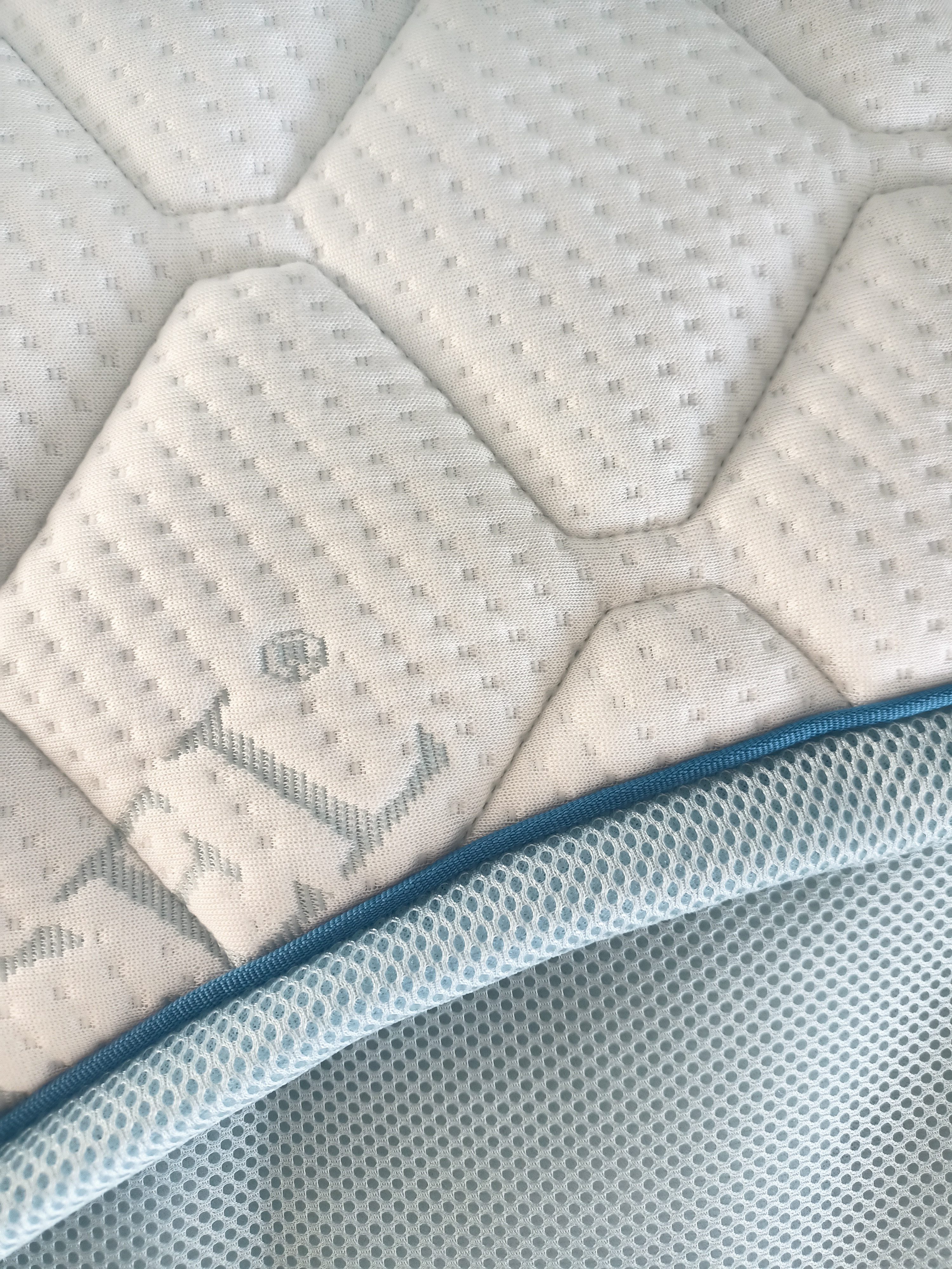 MatratzenL.A.B®, Topper TENCEL™ Lyocell Premium Bezug, H4/H5 sehr fest, 10 cm hoch, Kaltschaum, Matratzentopper ideal für Ihre Boxspringbett. klebstofffrei