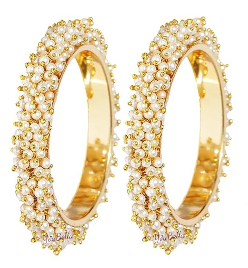 YouBella Armreif Set Traditional Pearl Nieten-Armreif-Set Für Frauen & Mädchen (Inhalt der Box: Armreif Set x 1, Geeignet für alle Anlässe), Modischer Kunstschmuck, Langlebige Ausführung