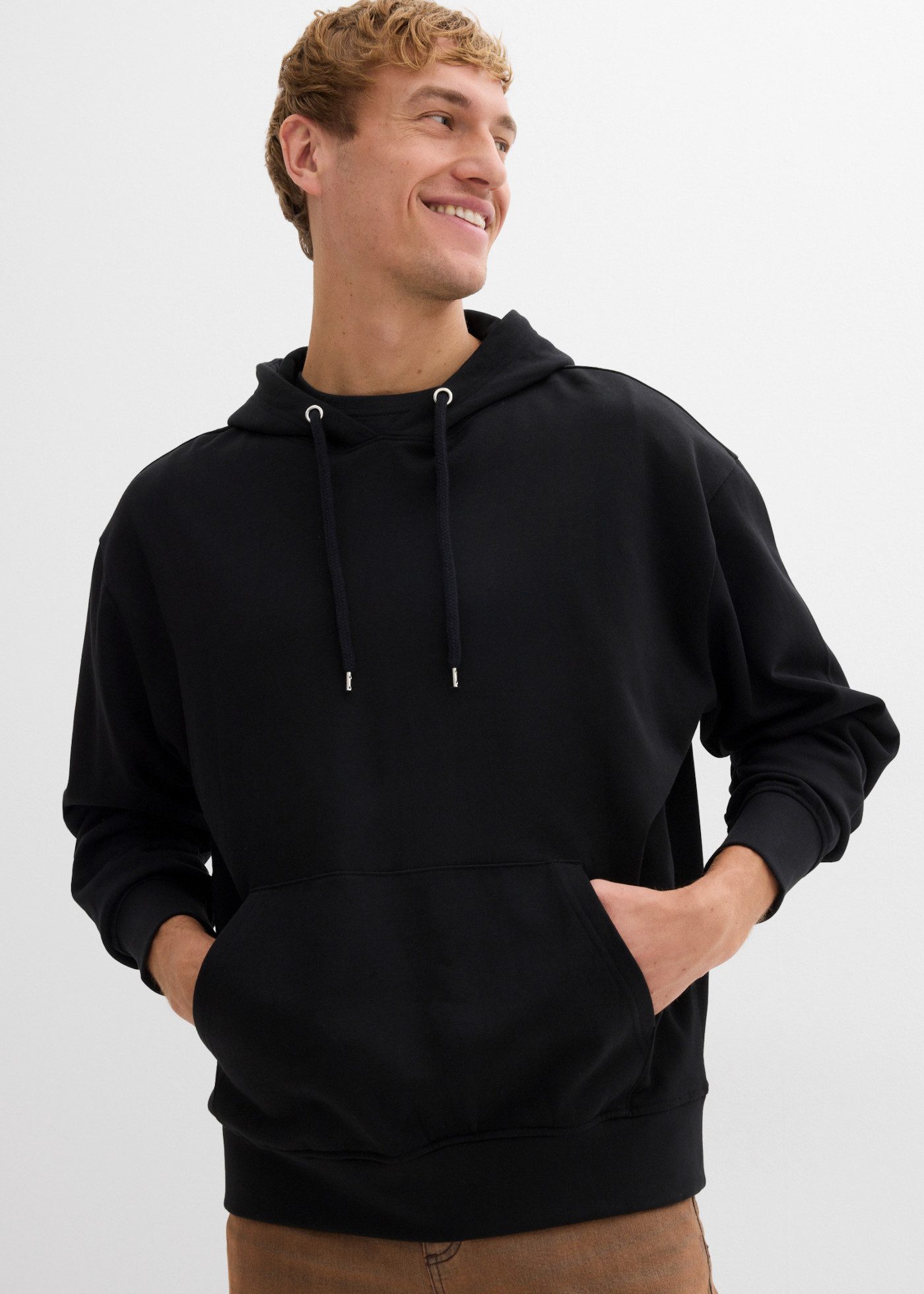 bonprix Hoodie im Loose Fit, mit Kapuze, aus Baumwolle