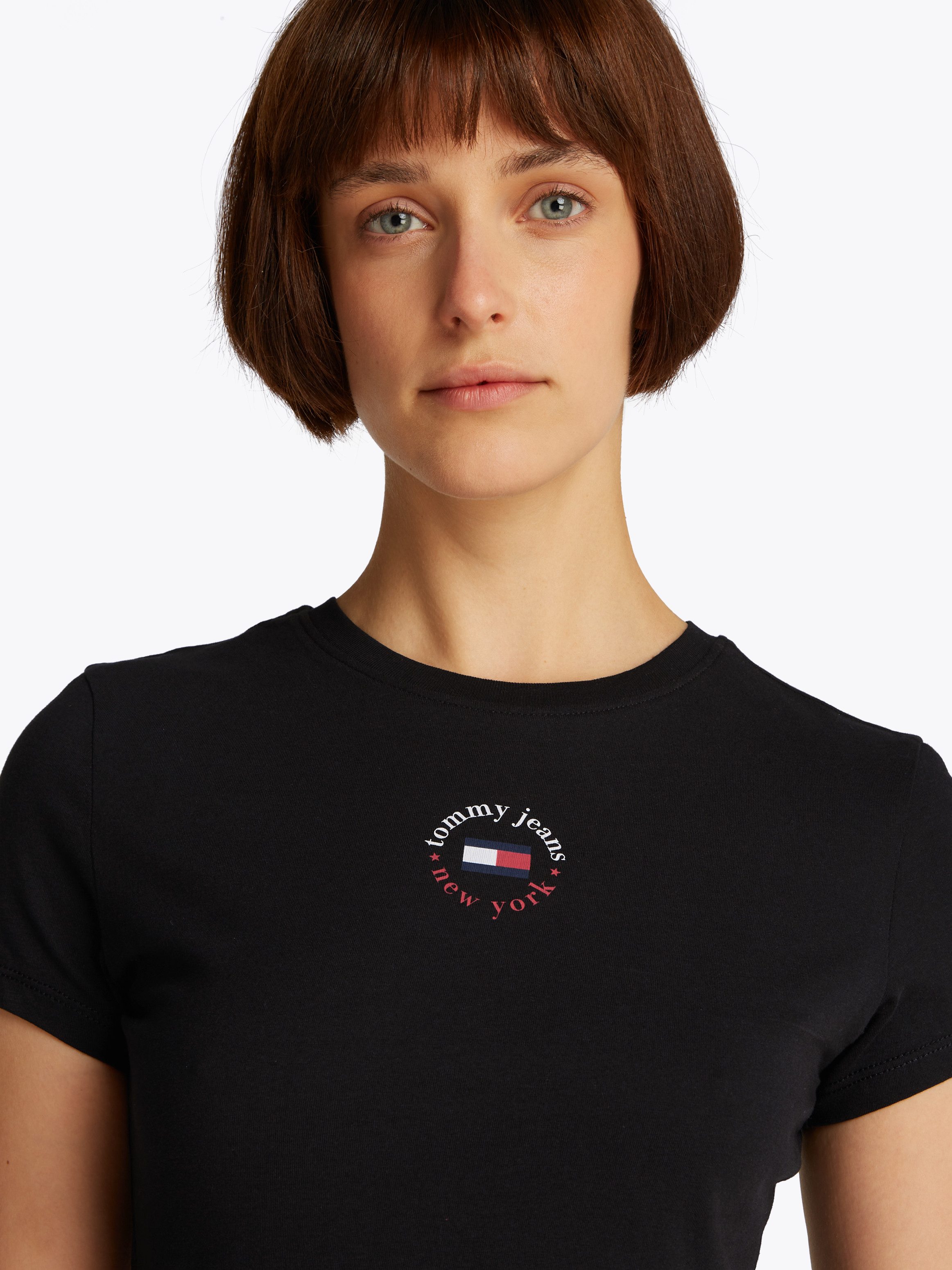 Tommy Jeans T-Shirt TJW SLIM ESSENTIAL LOGO 2 TEE mit Logoschriftzug günstig online kaufen