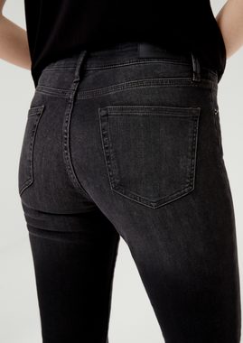 s.Oliver 7/8-Jeans Ankle-Jeans Betsy / Slim Fit / Mid Rise / Slim Leg Waschung, Leder-Patch