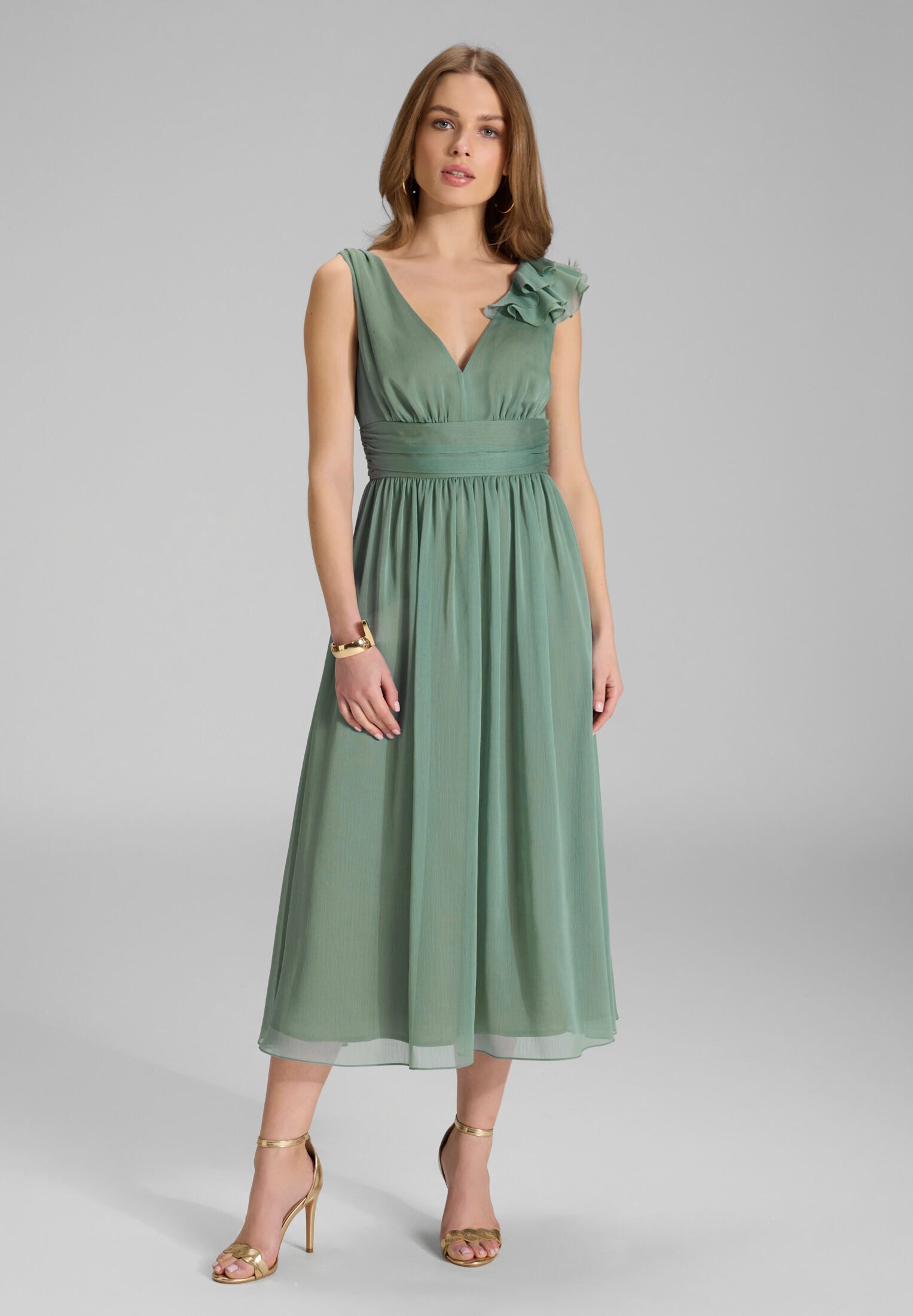 SWING Cocktailkleid Taillierter Schnitt mit ausgestelltem Rockteil