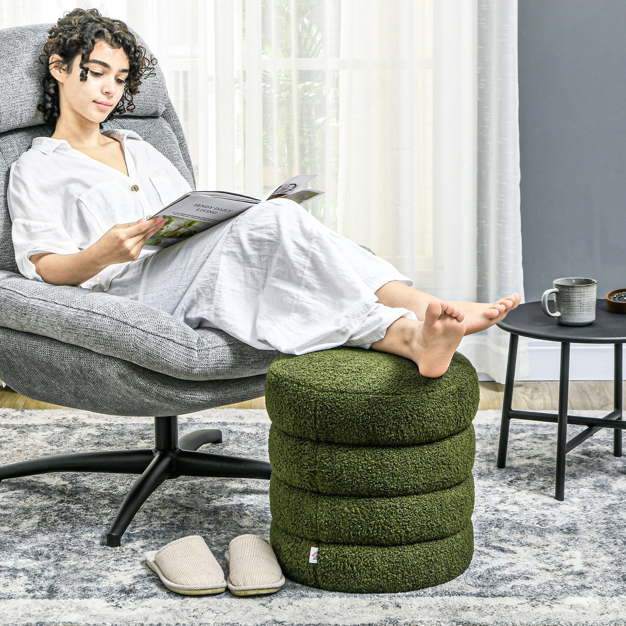 HOMCOM Fußhocker Sitzhocker Hocker rund mit Teddysamt-Optik Ottoman (Runder Polsterhocker, 1 St., Fußstütze), Leichtes Design, keine Montage erforderlich