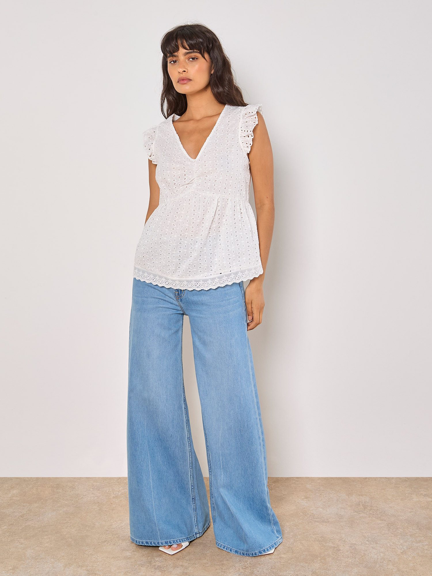 Apricot Blusentop Broderie Top, mit Rüschen günstig online kaufen