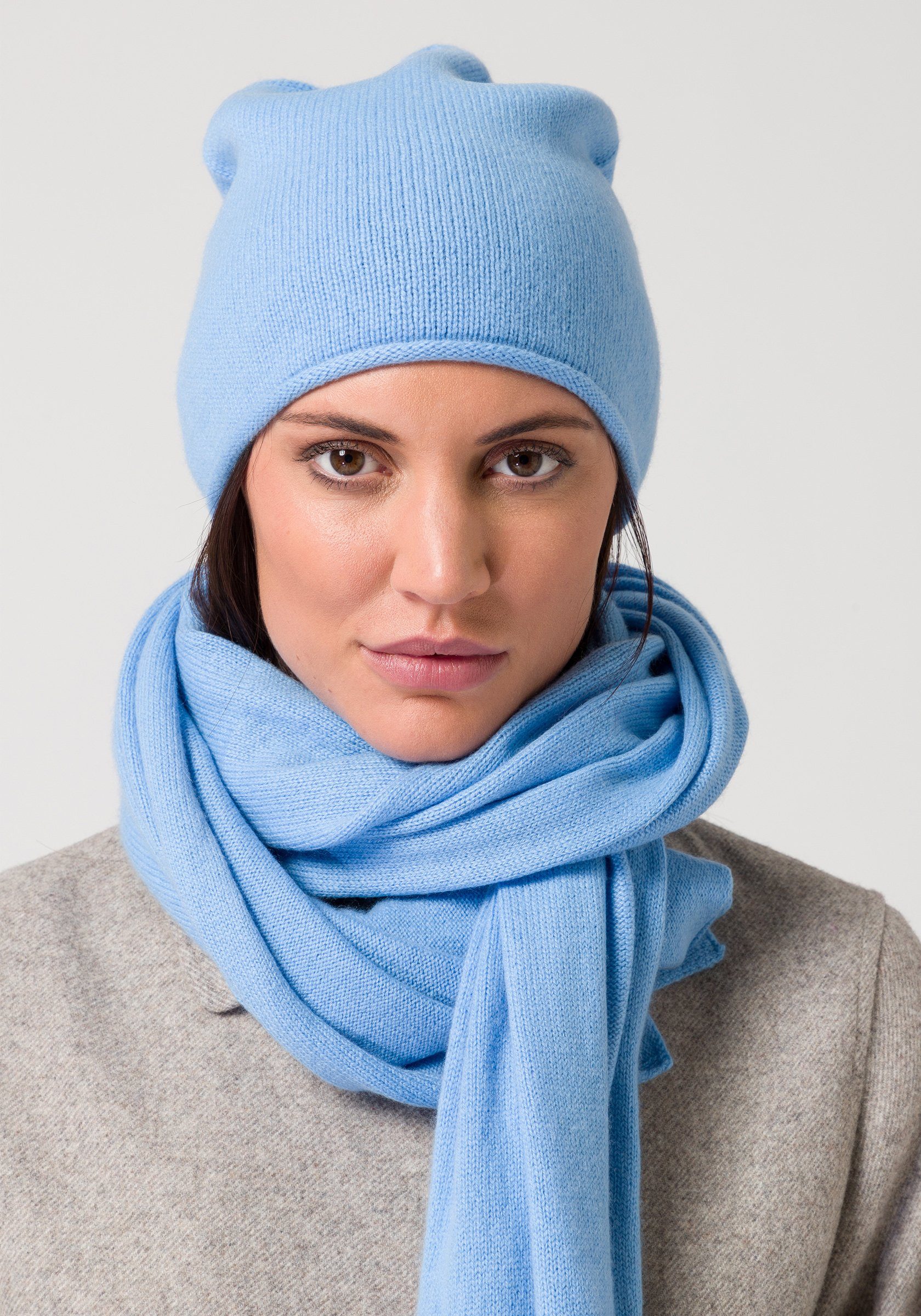 Style & Republic Beanie Rolled Icy modischer Republic Style Rollsaum Kaschmir Edge Blue Mütze