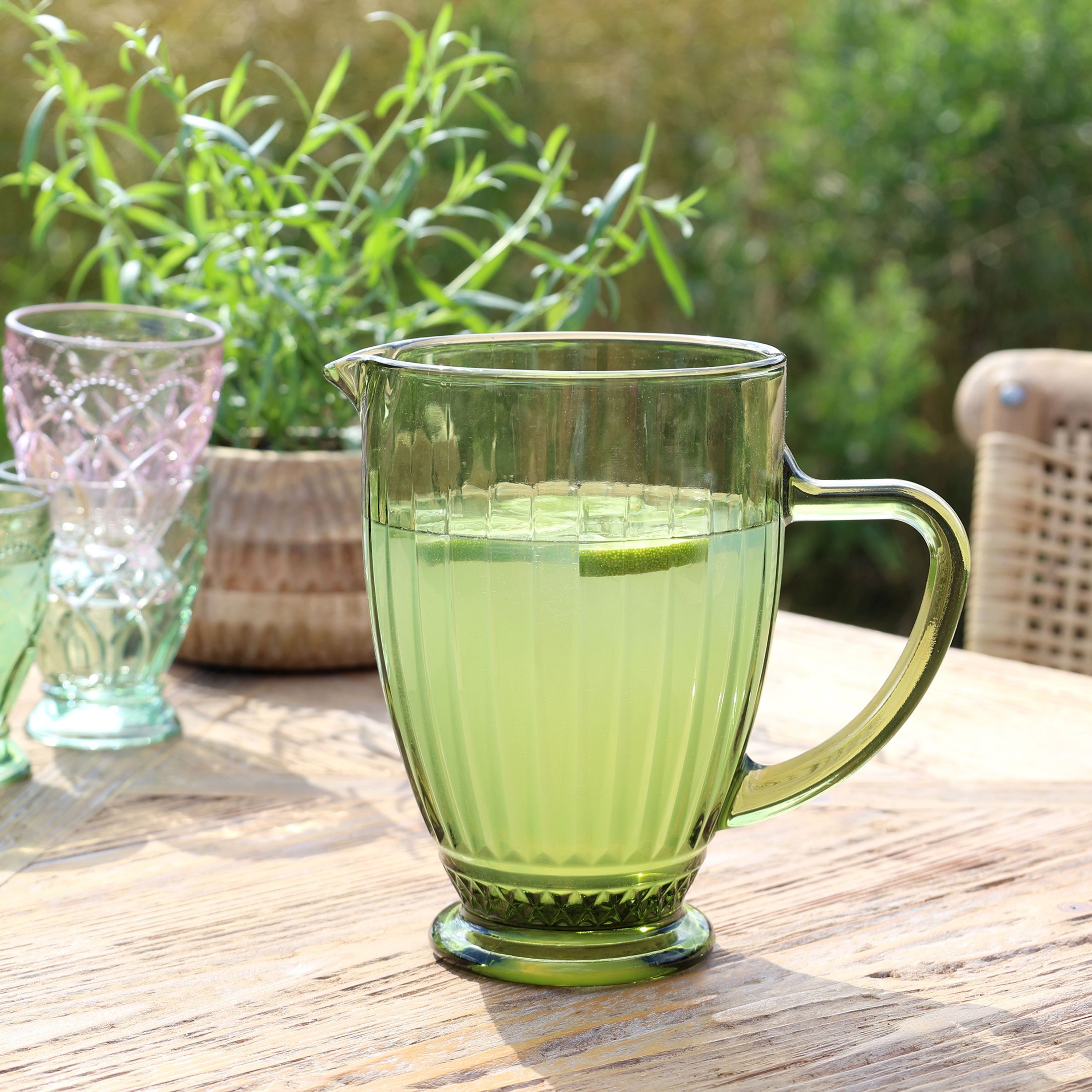 Chic Antique Kanne Chic Antique - Kanne Krug Wasserkrug Karaffe Glas mit Muster 1 l Grün