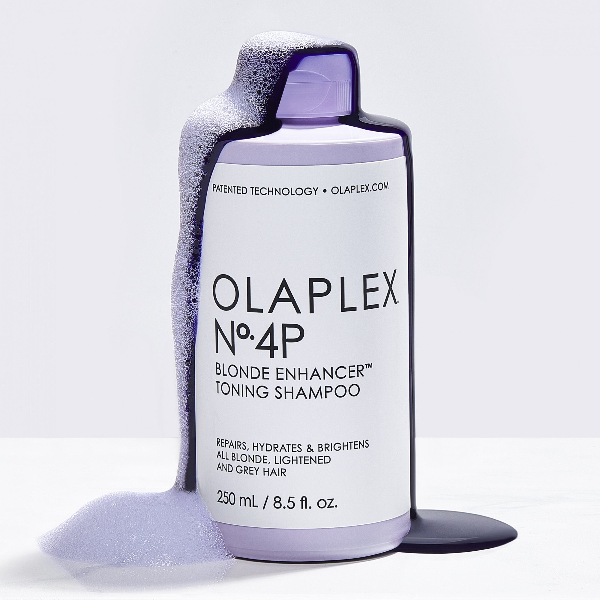 Olaplex Haarshampoo No. 4P Blonde Enhancer Toning Shampoo 250 ml, 1-tlg., mit violetten Pigmenten, neutralisiert Gelbstiche