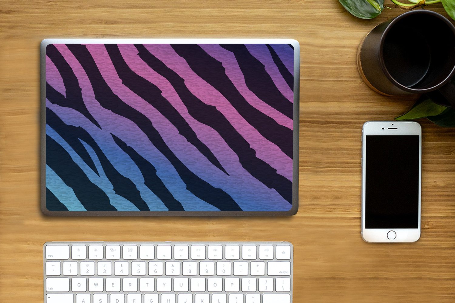 Thumbnail - MuchoWow Laptop-Aufkleber Tigerdruck - Blau - Lila - Farbenfroh, (1tlg), Laptop Folien Cover, Aufkleber, Sticker, Schutz...