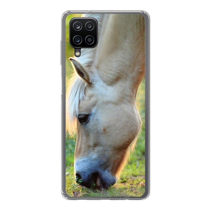 MuchoWow Handyhülle Weidendes Fjordpferd an einem Sommertag Handyhülle Samsung Galaxy A12 Smartphone-Bumper Print Handy
