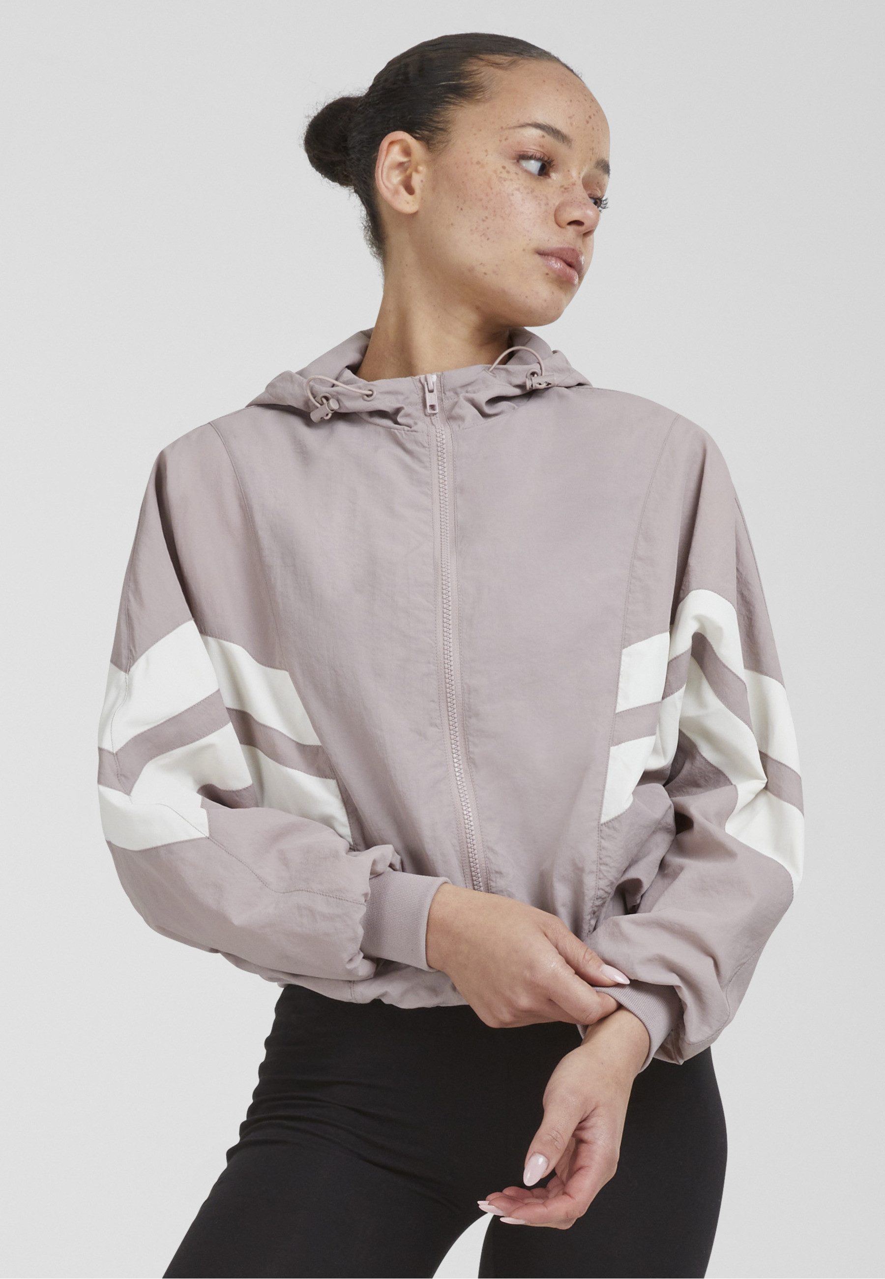 URBAN CLASSICS Allwetterjacke Urban Classics Damen Ladies Crinkle Batwing Jacket (1-St)