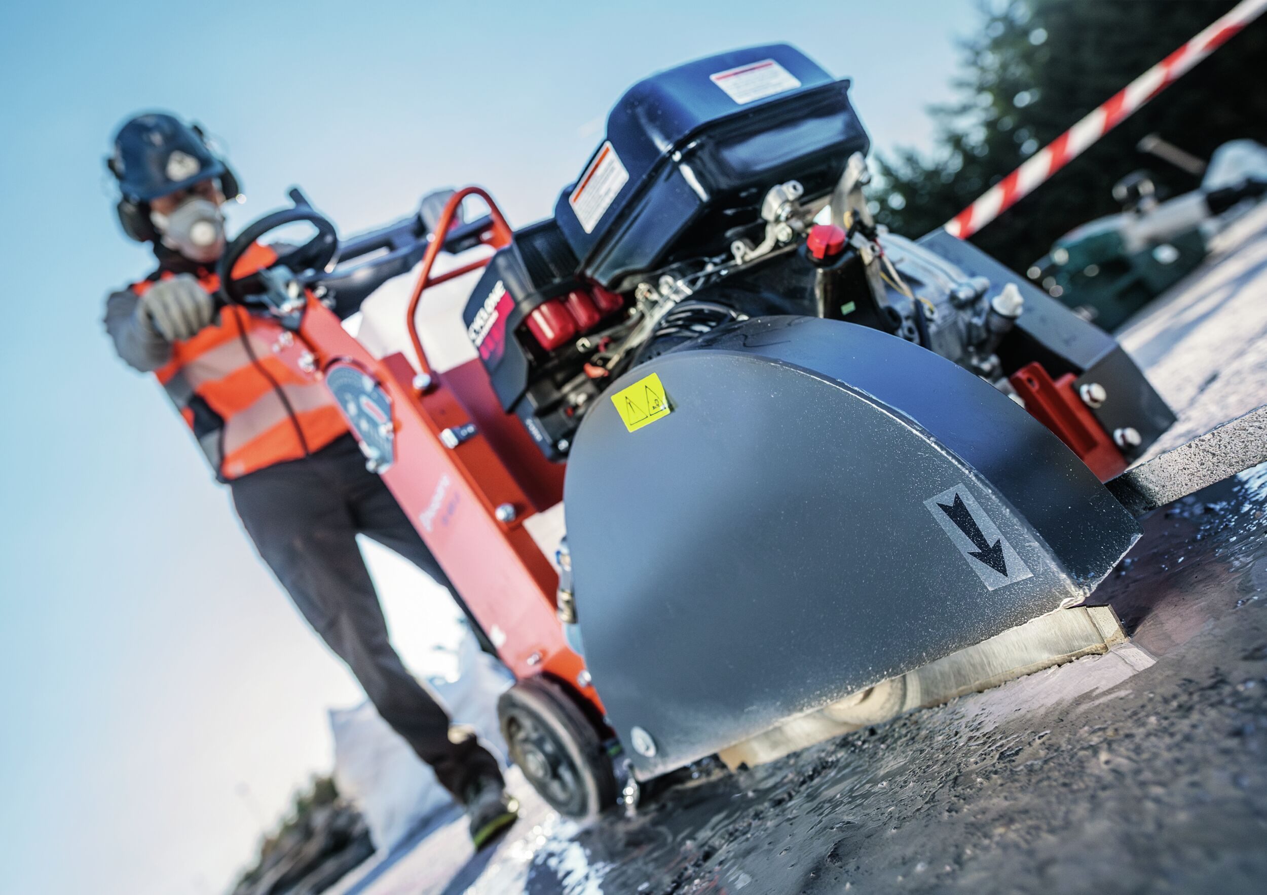 Thumbnail - BOSCH Trennscheibe Pro Asphalt, Ø 350 mm, Diamanttrennscheibe, 350 x 20/25,4 mm