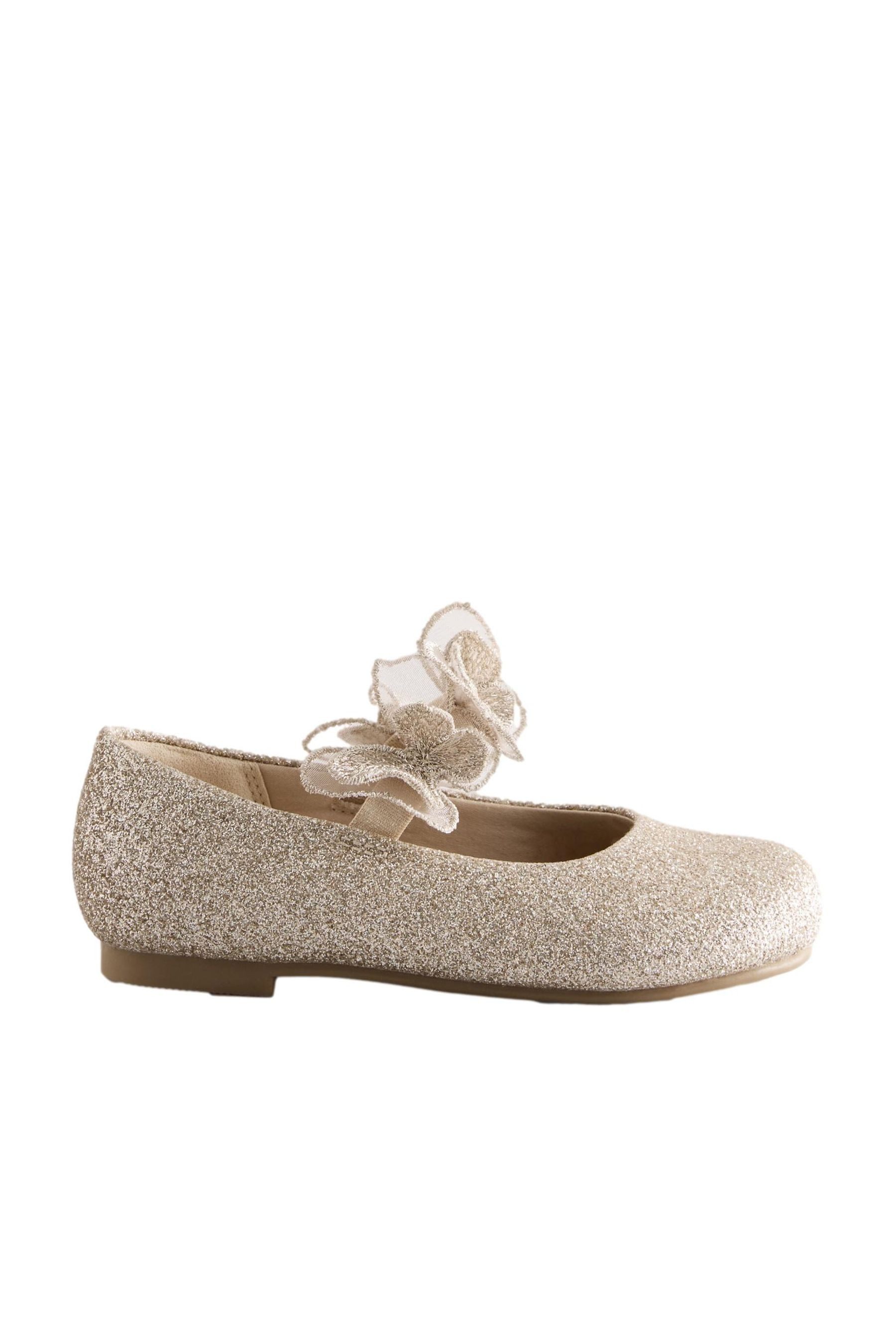 Next Glitzerschuh mit Riemen und Schmetterlingsdetail Ballerina