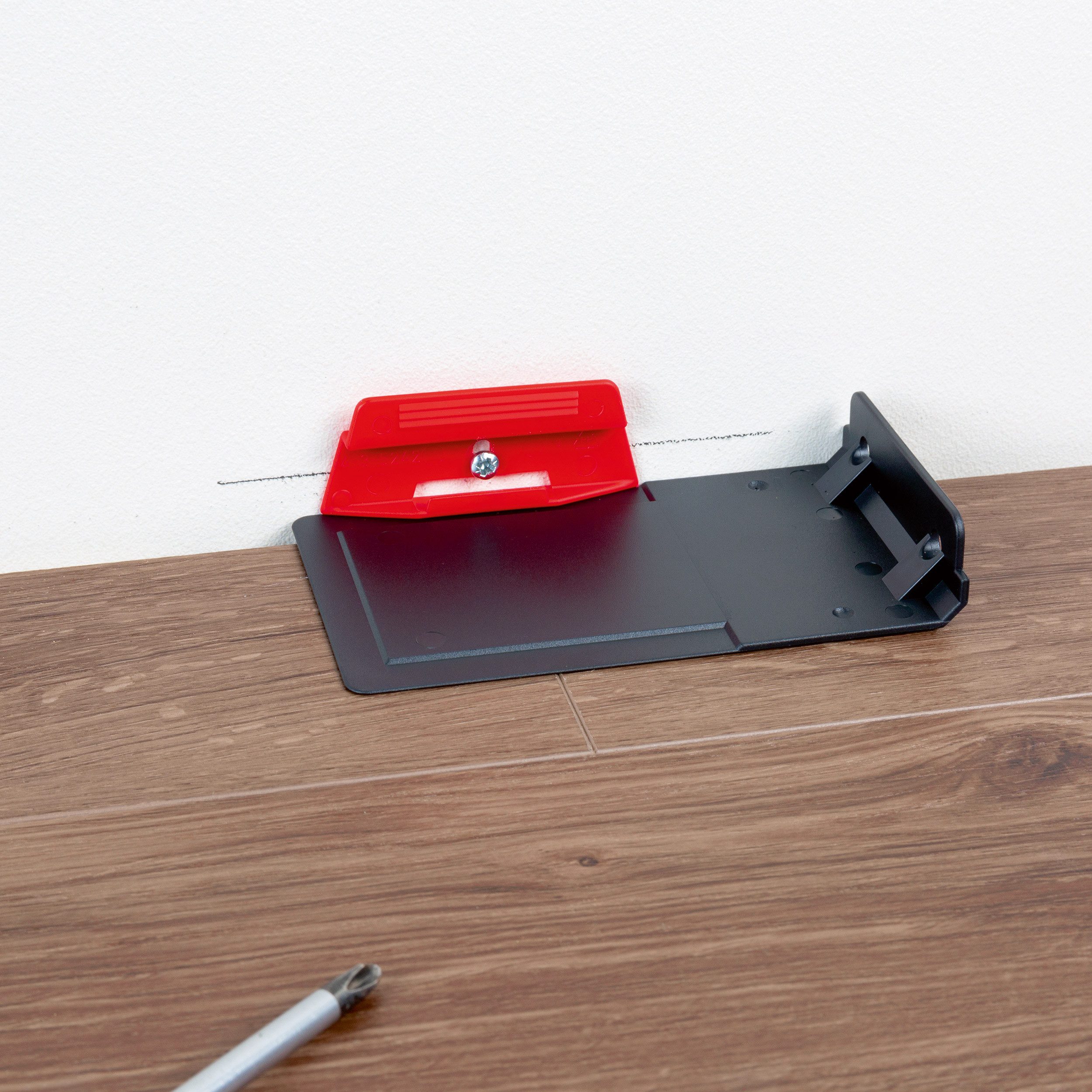 PARADOR Leisten-Befestigungsclips rot für Sockelleisten SL 4, SL 5 und SL 18, (Ausreichend für eine Strecke von etwa 10 lfm, 1-St., Für eine besonders einfache und stabile Montage), Auf die Sockelleiste SL 4, SL 5, SL 5 WF und SL 18 abgestimmt