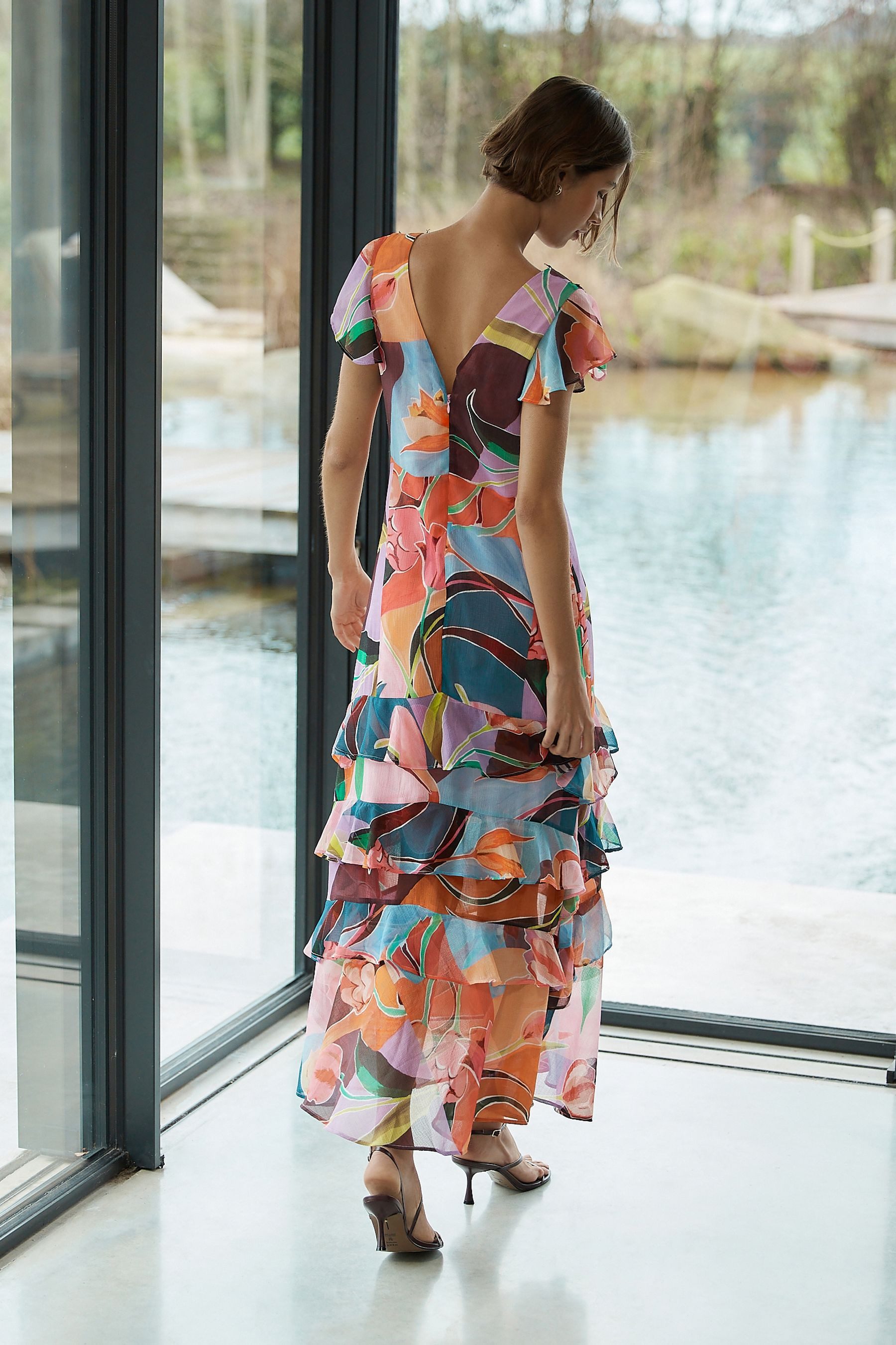 Next Maxikleid Festliches, gestuftes Maxikleid mit Spitze (1-tlg)