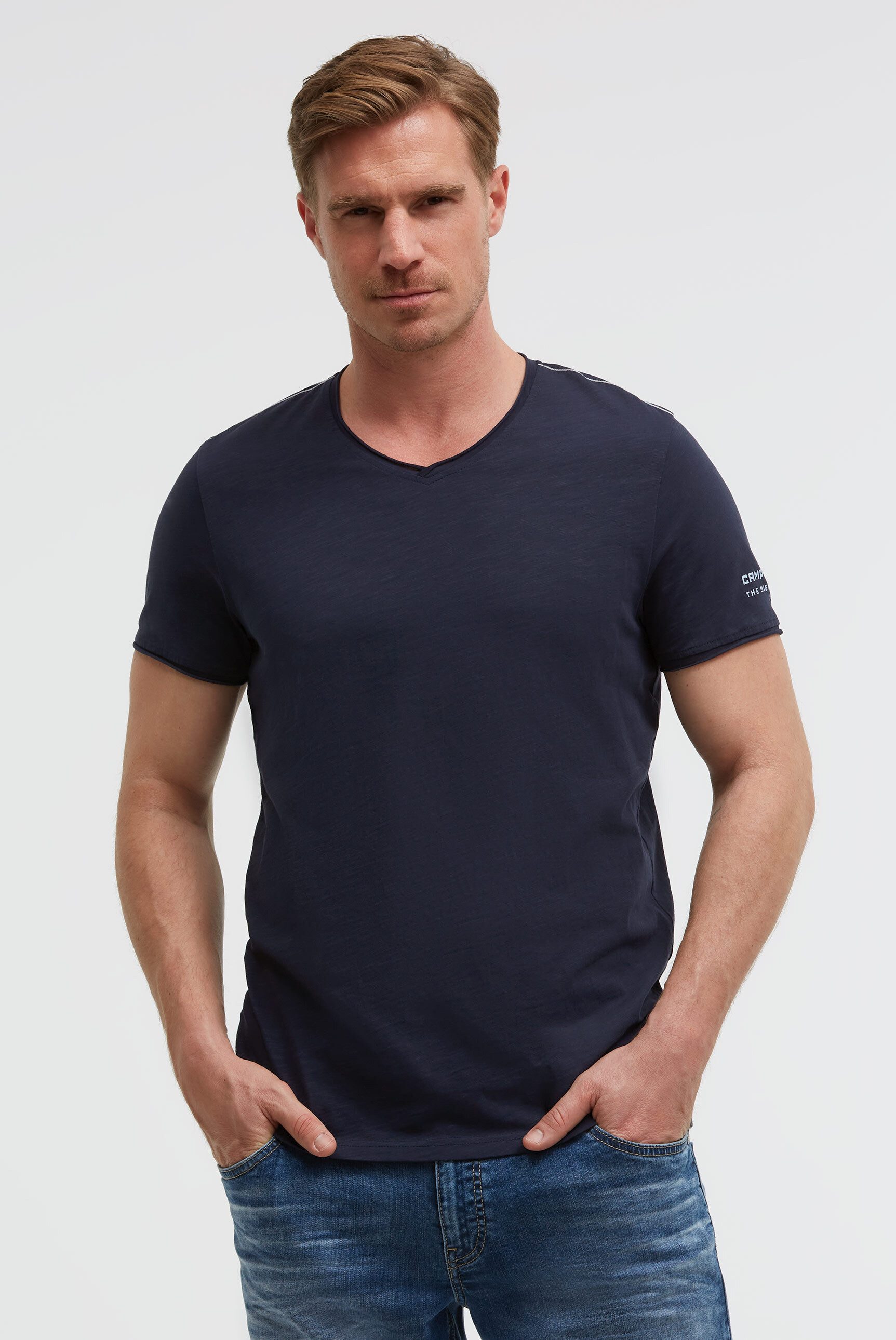 V-Shirt