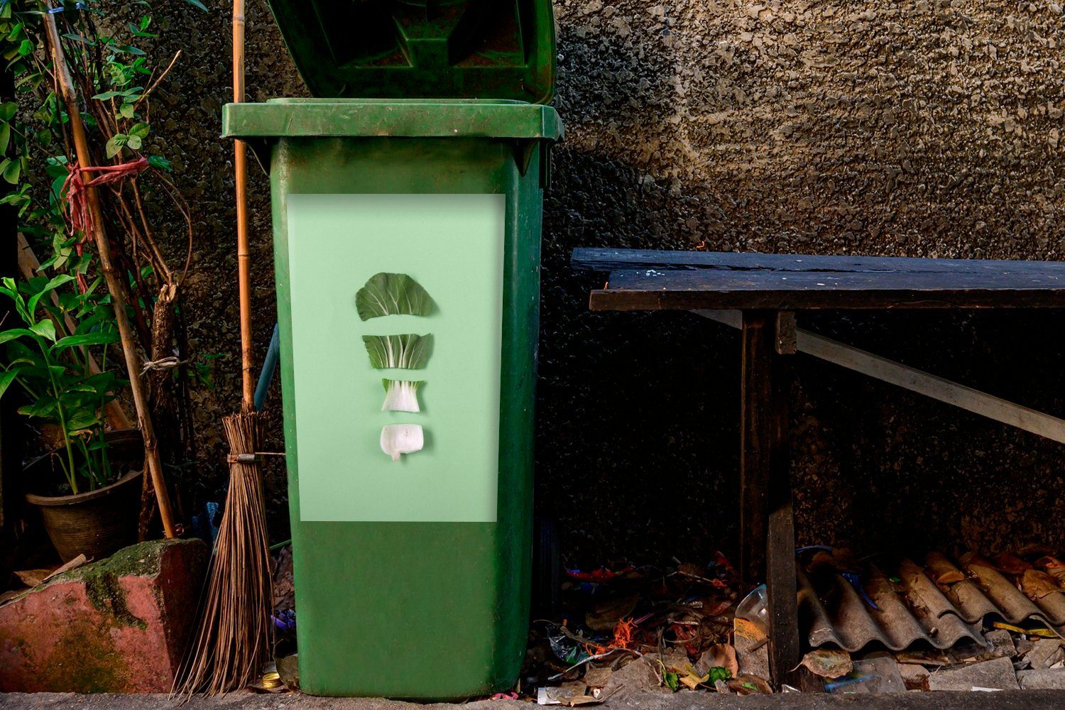 Scheiben Mülleimer-aufkleber, Sticker, Container, geschnittenes Gemüse In Mülltonne, (1 Abfalbehälter St), Wandsticker MuchoWow