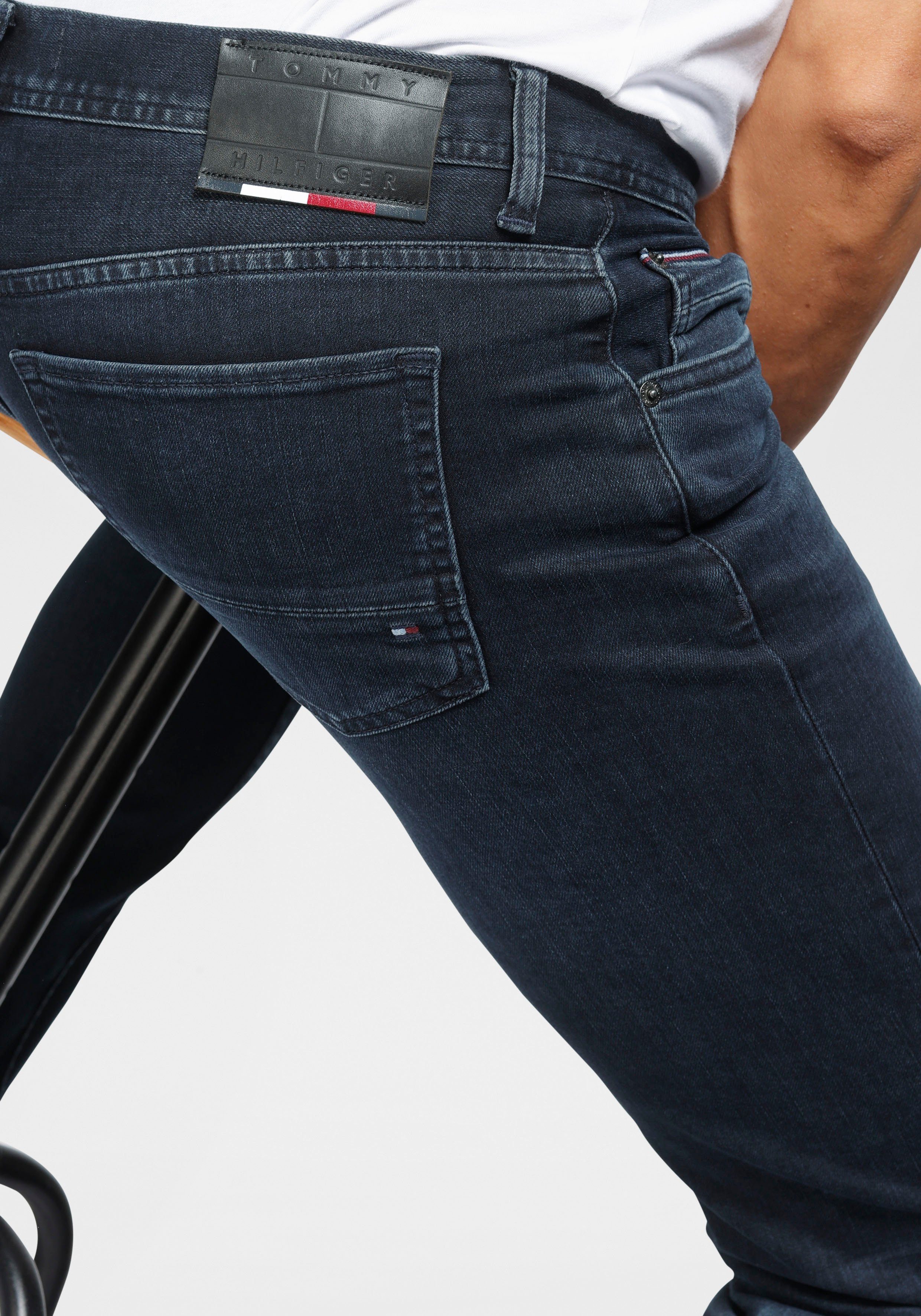 extra Bleecker black iowa Baumwoll-Denim Tommy Stretch, mit blue bequem Slim-fit-Jeans Hilfiger