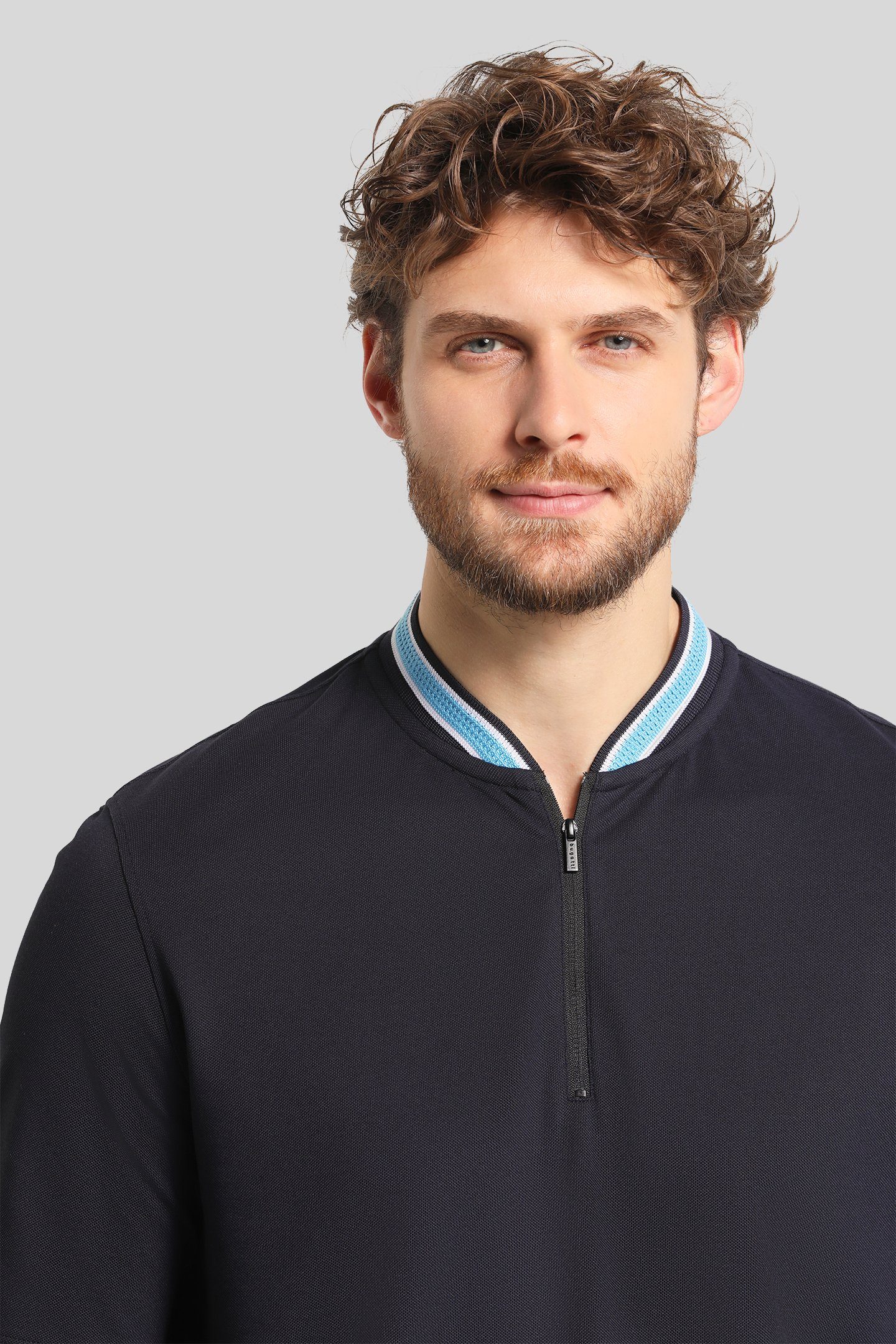 bugatti Poloshirt mit einem Collegekragen marine