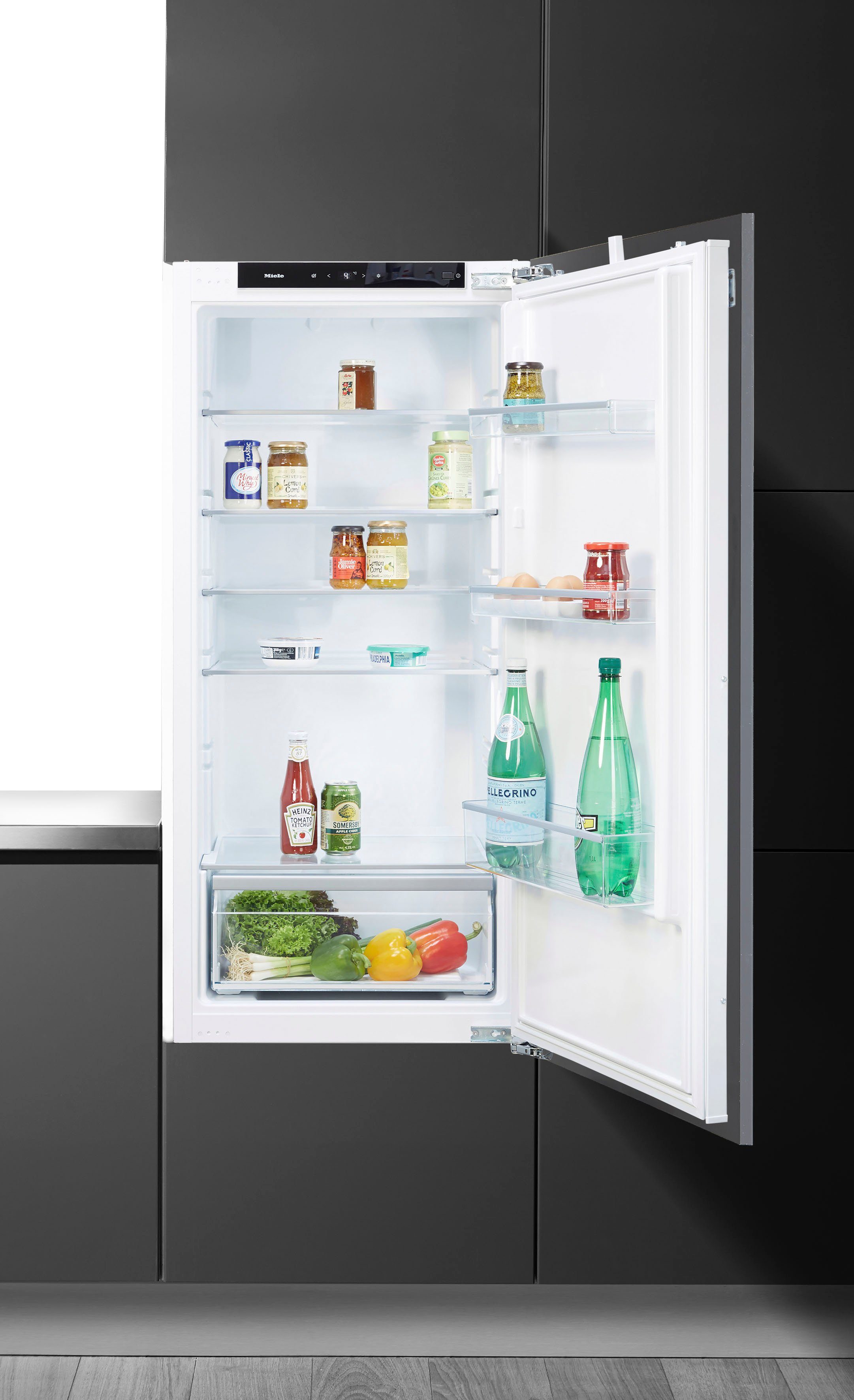 Sonderangebotsflyer Miele Einbaukühlschrank K cm cm 55,8 7303 hoch, breit D 122,1 Selection