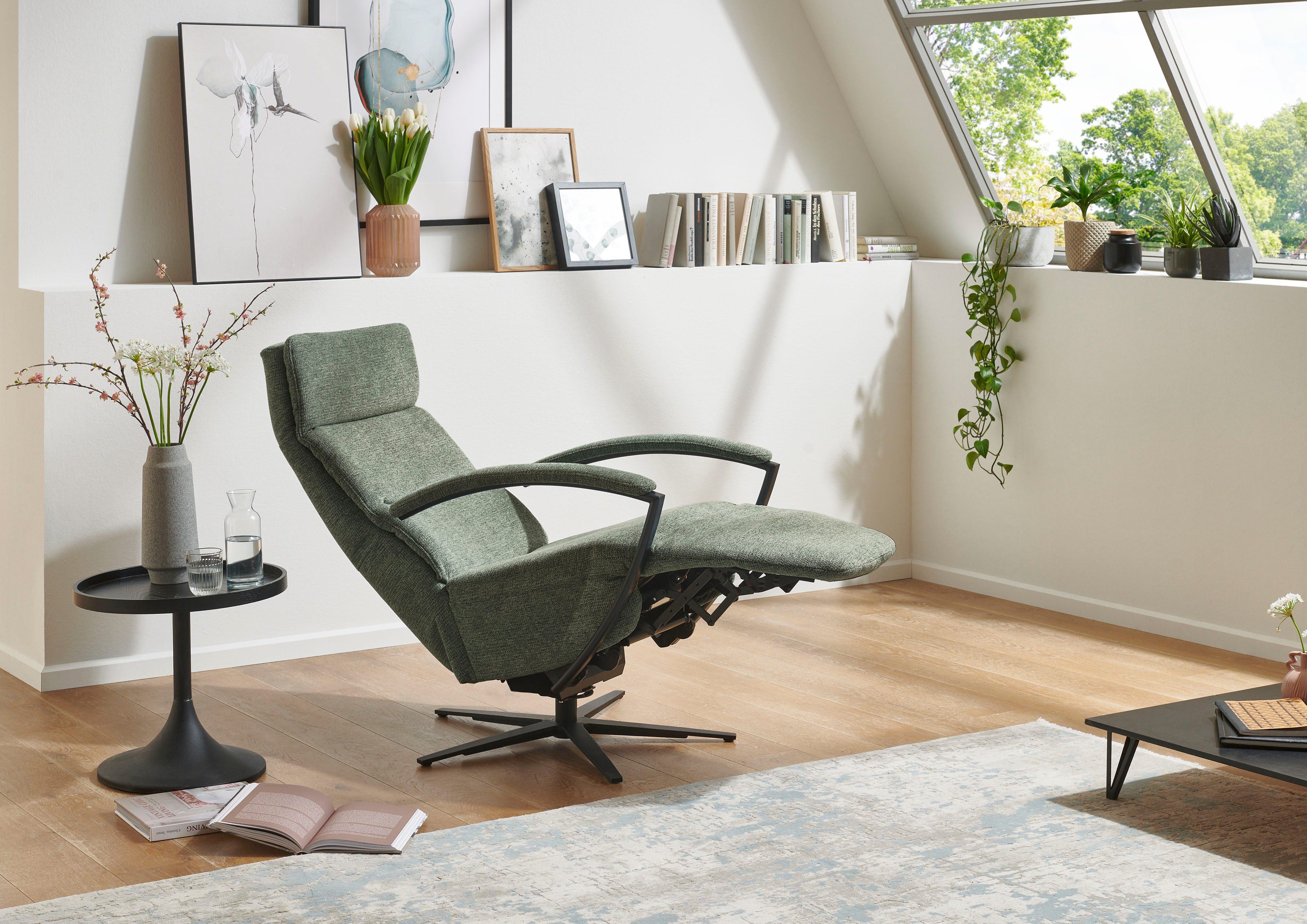 Die PlanBar Relaxsessel ZE-RS20038 inkl. Relaxfunktion und Kopfteilverstellung (1-St), 360° drehbar, wahlweise mit Gasdruckverstellung