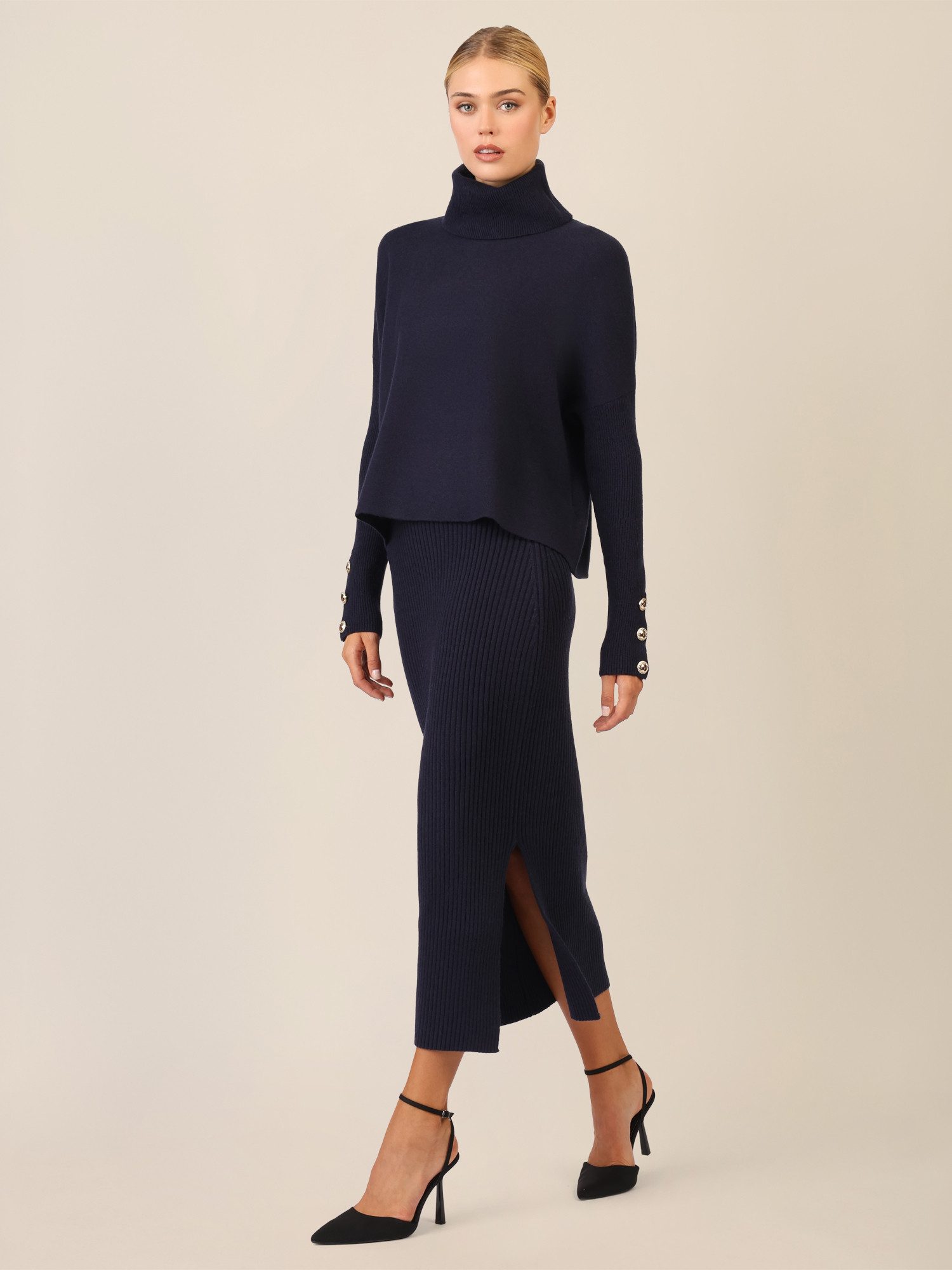 Apart Rollkragenpullover mit Rollkragen und Schmuckknöpfen günstig online kaufen