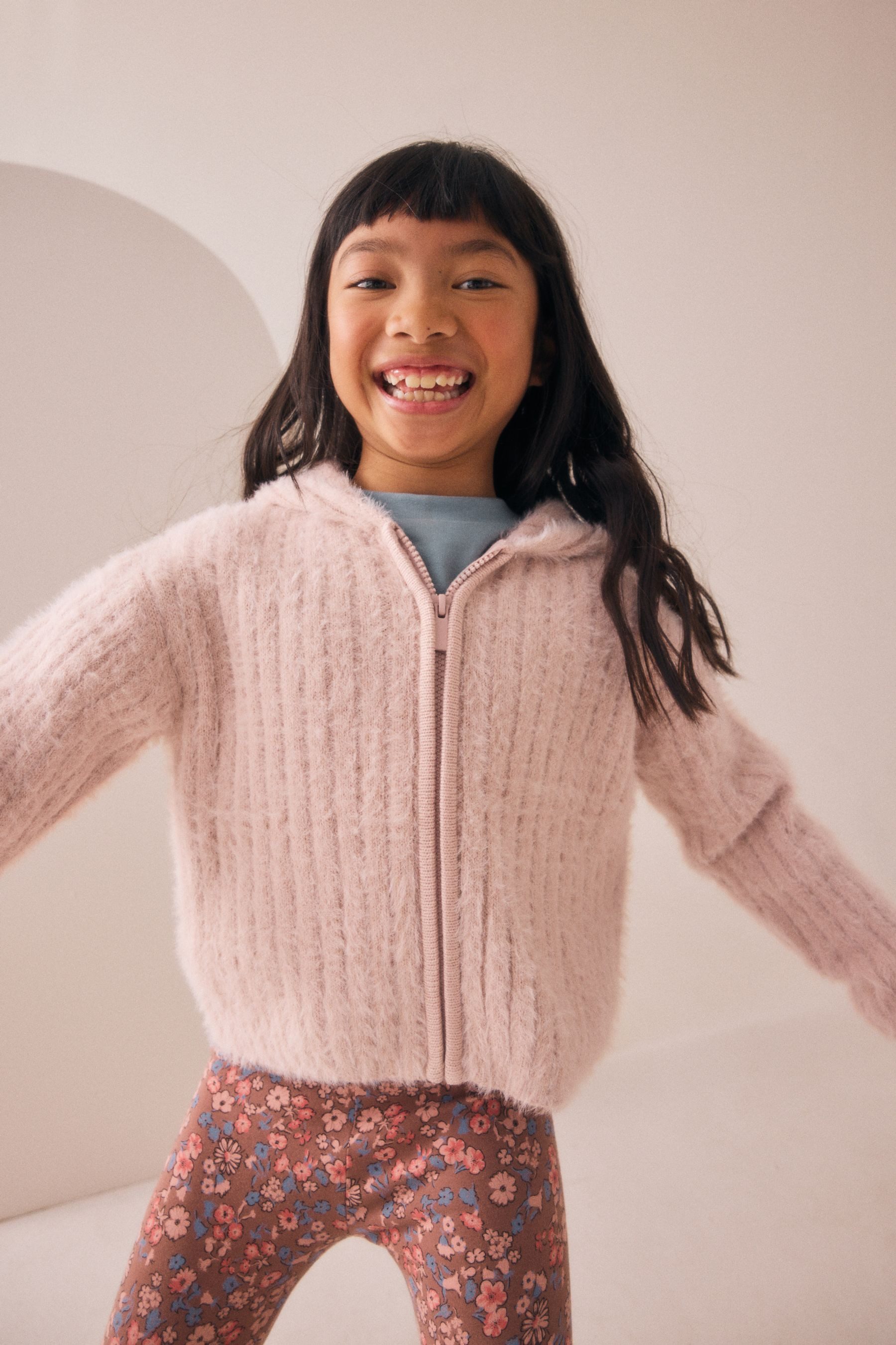 Next Kapuzenpullover Flauschige Kapuzenjacke mit Reißverschluss (1-tlg)