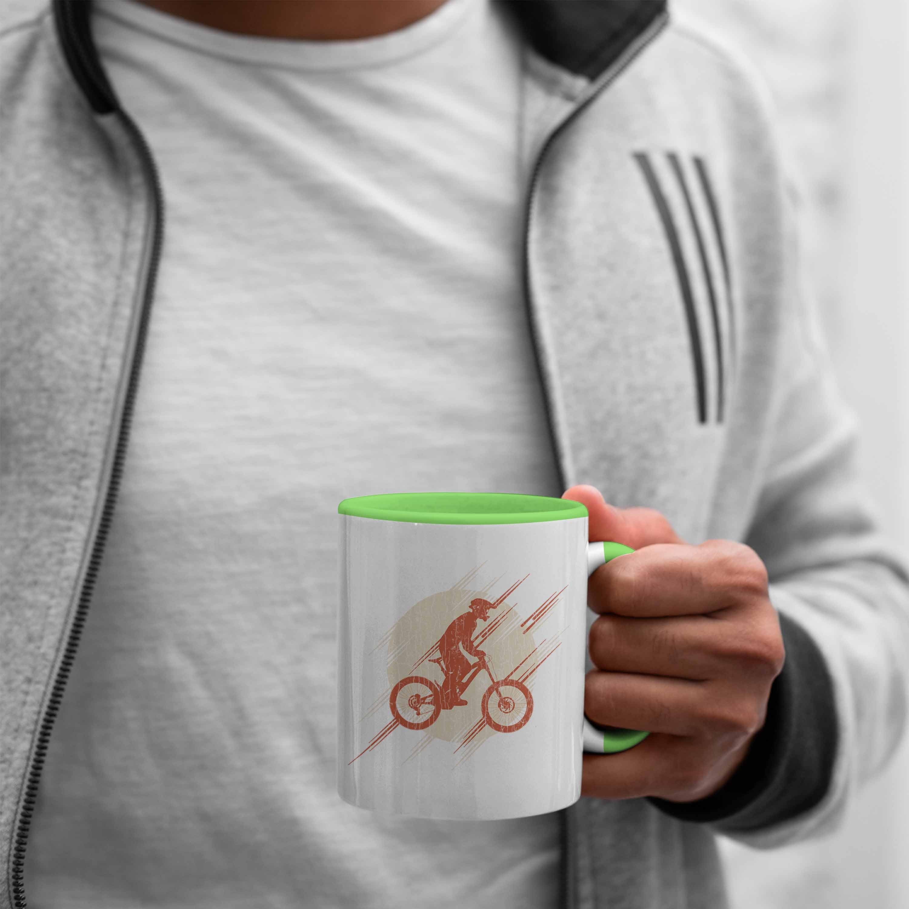 Mountainbiker Männer Grafik Kaffeetasse Geschenkidee - Trendation Geschenk Accessories Tasse Kinder Trendation Moutainbike MTB Grün Tasse Lustig