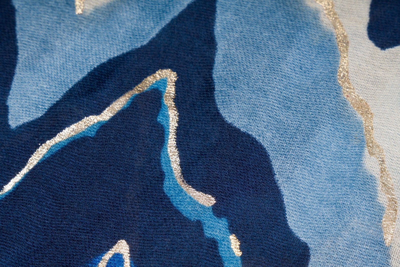 Dunkelblau-Blau mit Leichter Modeschal, Muster (1-St), Schal Zick-Zack styleBREAKER
