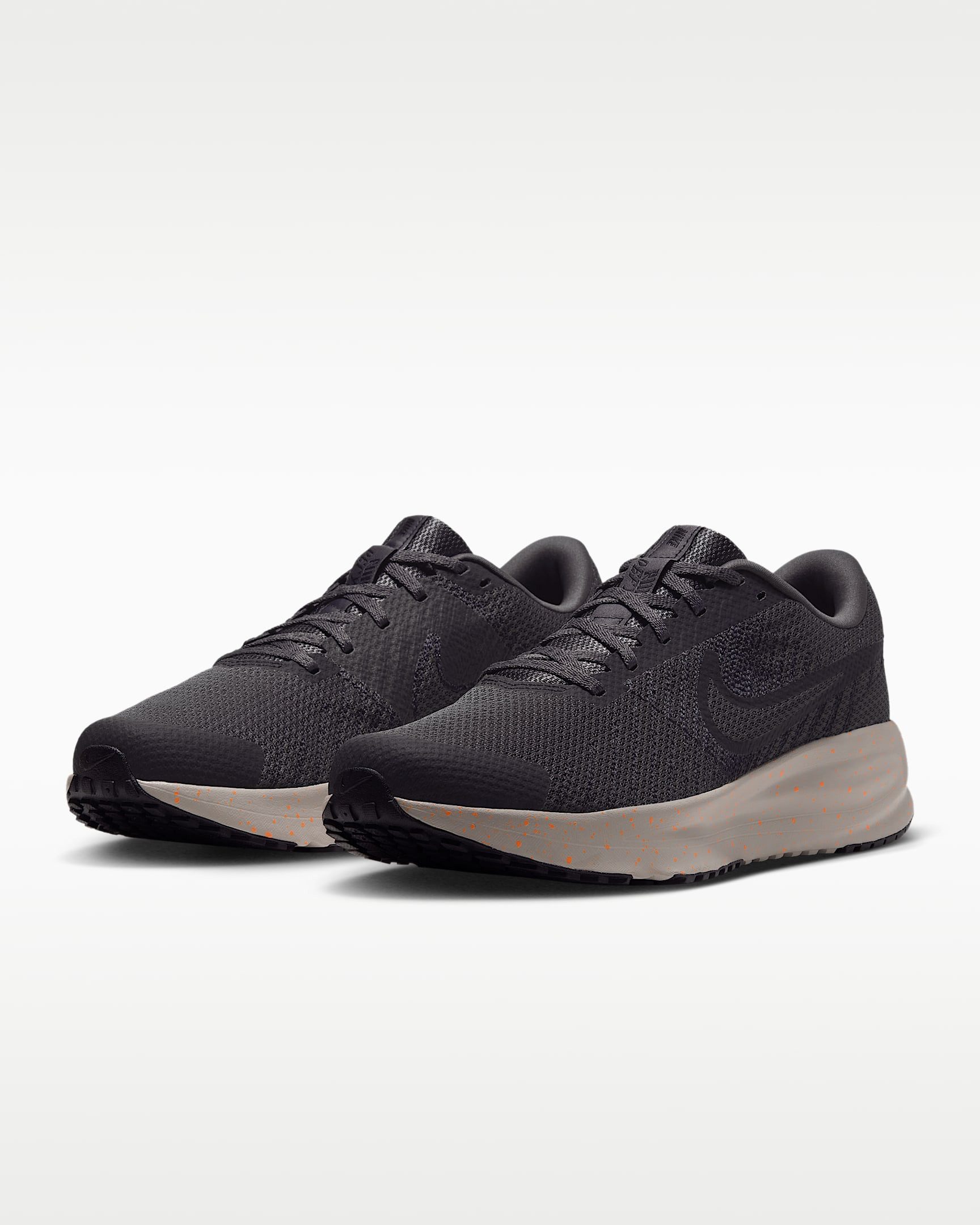Nike Run Defy Laufschuh