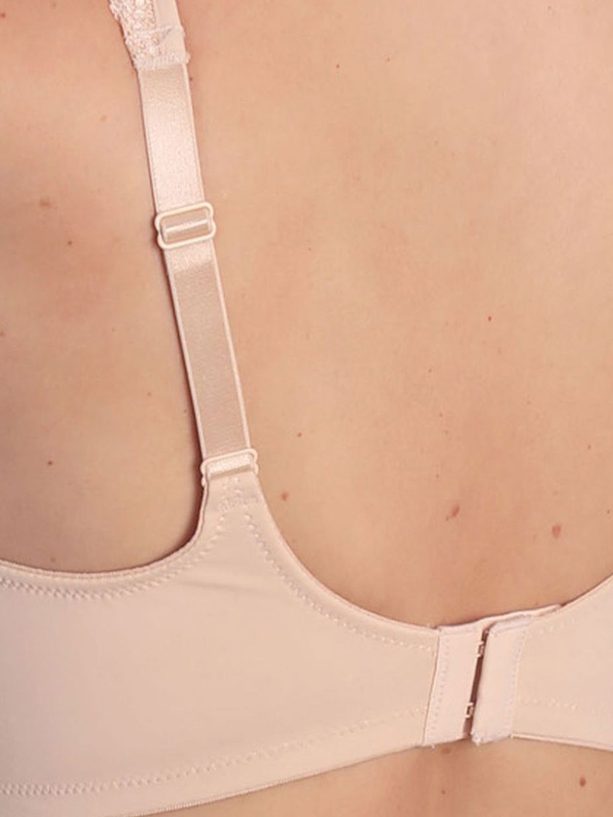 Sassa Schalen-BH Spacer-BH ohne Bügel FUNCTIONAL BRAS (Stück, 1-tlg)