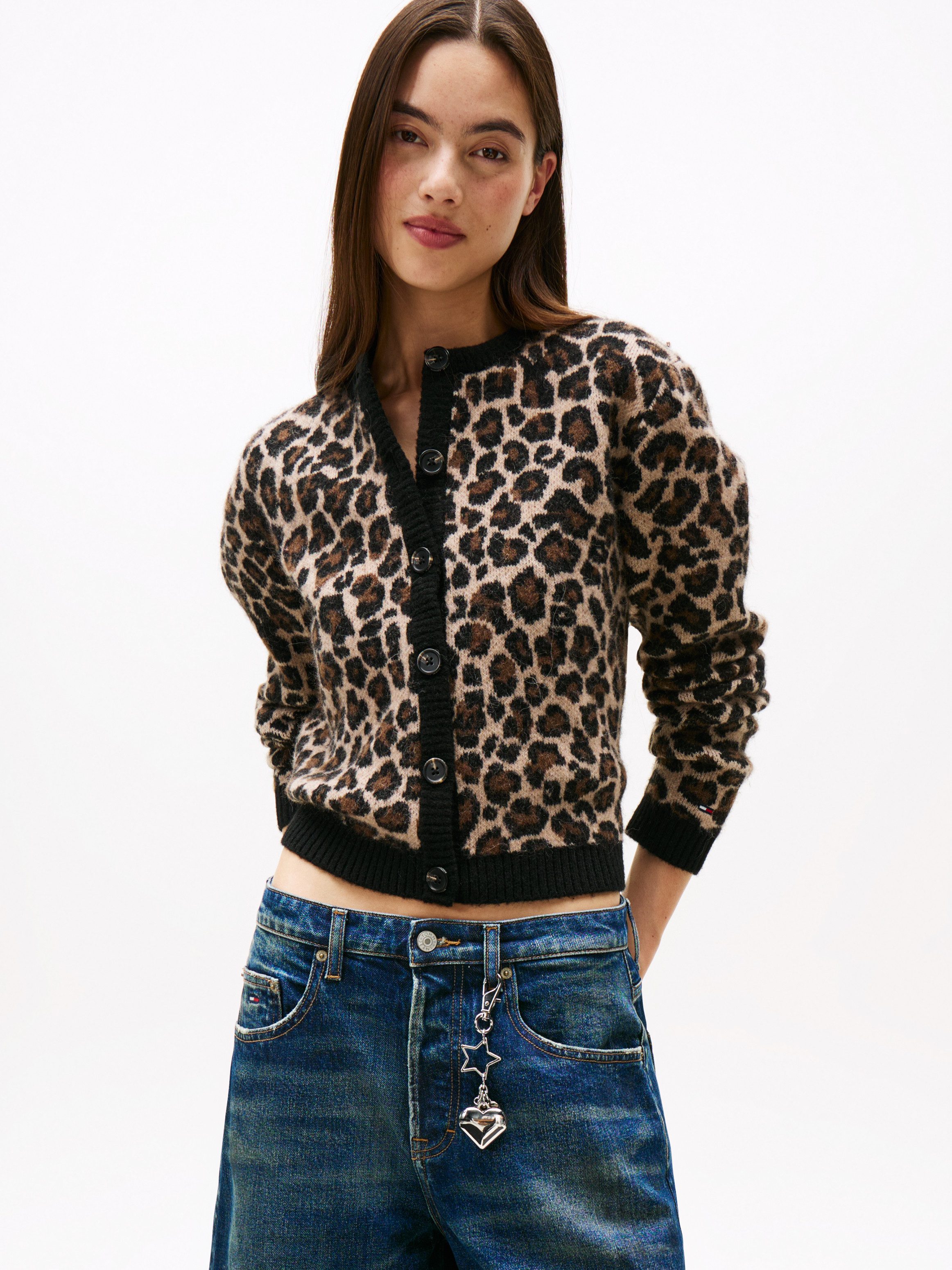 Tommy Jeans Strickjacke TJW LEOPARD CARDIGAN mit Leo Strickmuster günstig online kaufen