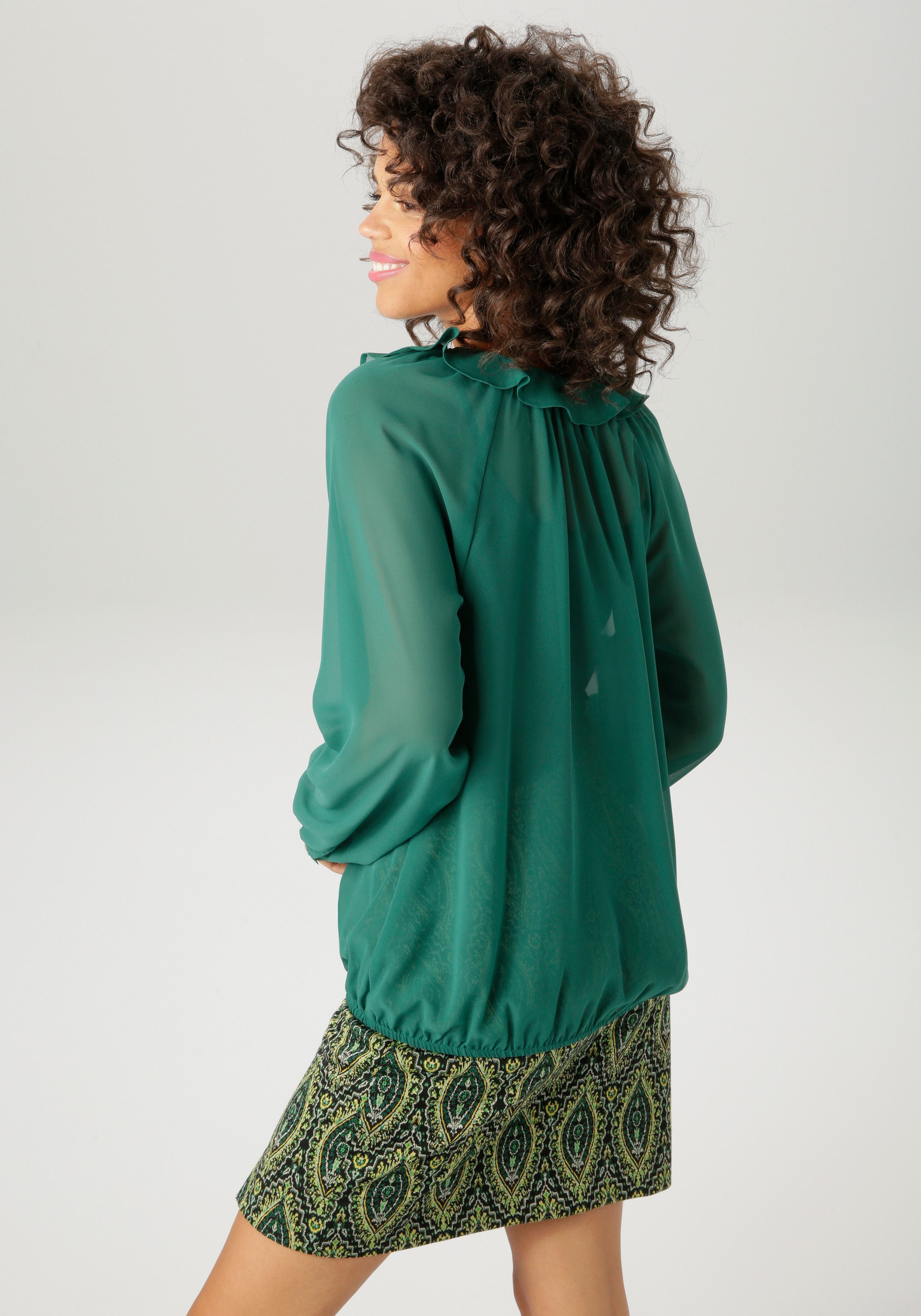 Aniston CASUAL Schlupfbluse mit Rüschen am V-Ausschnitt und im Vorderteil günstig online kaufen