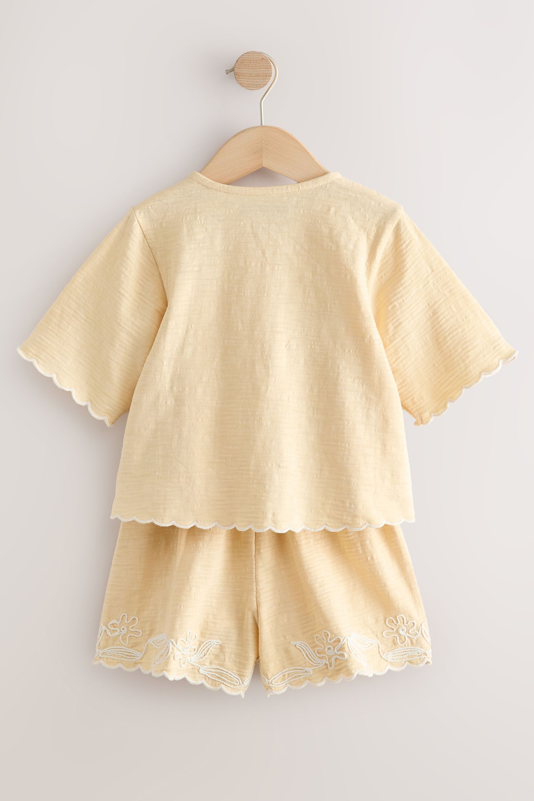 Next T-Shirt & Shorts Bestickte Shorts zum Binden im Set (2-tlg)
