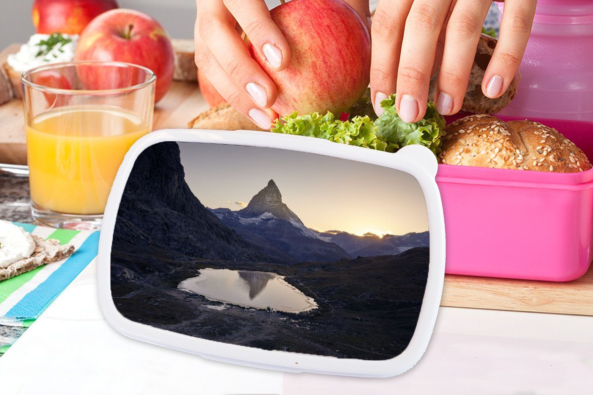 Brotdose für Mädchen, rosa Brotbox Schweiz, Kinder, Kunststoff, der und Kunststoff Erwachsene, (2-tlg), Das Snackbox, Sonnenaufgang Riffelsee Lunchbox in MuchoWow bei der Matterhorn
