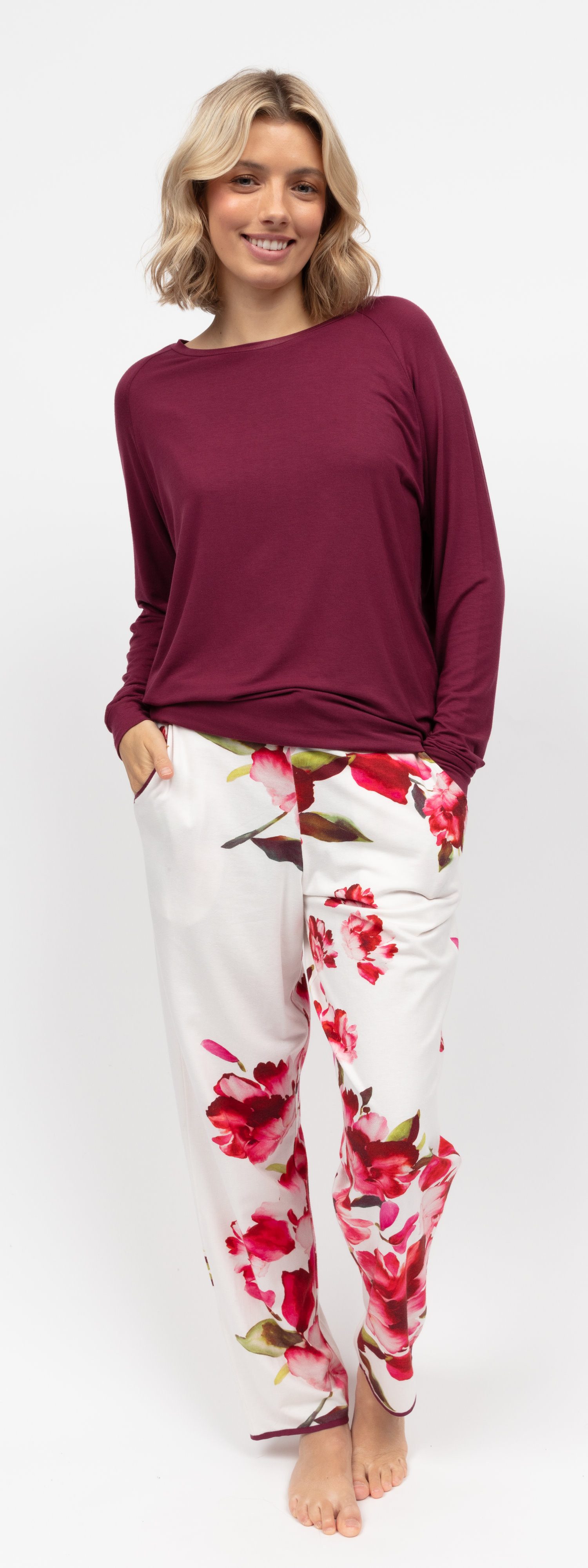 Cyberjammies Pyjamahose Damen Pyjamahose mit Blumen (1-tlg) Edles Design