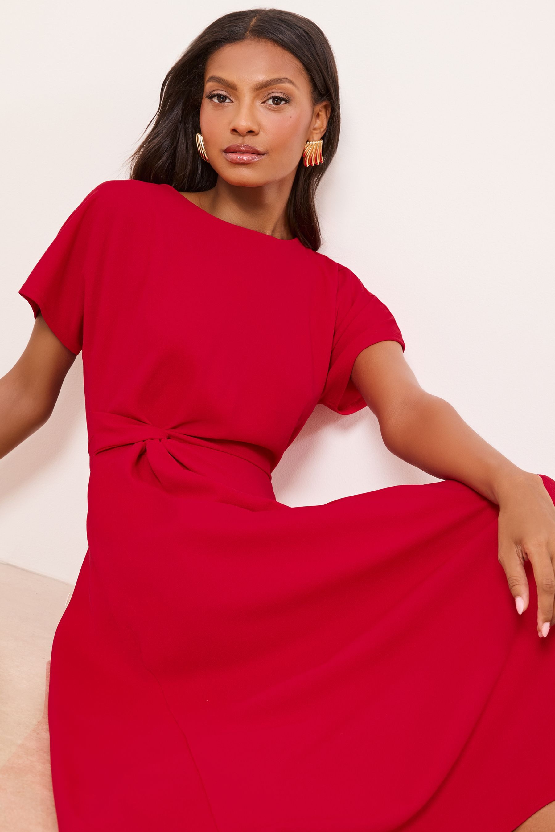LIPSY Midikleid Lipsy Midikleid mit seitlichem Knoten, Regular (1-tlg)