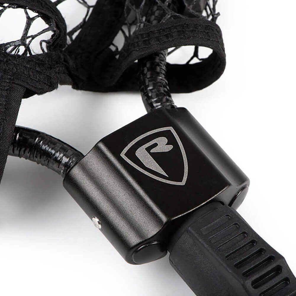 Fox Rage Angelkescher Fox Rage Street Fighter Kescher (1-St), Leichte, aber dennoch superstabile Kescherstäbe aus Kohlefaser, Mit extralangen Teleskopstäben ausgestattet, Handgriff aus Hartschaum im Rage Camodesign, Mit Gürtelclip für einen einfachen Transport, Fischschonende gummierte Netze