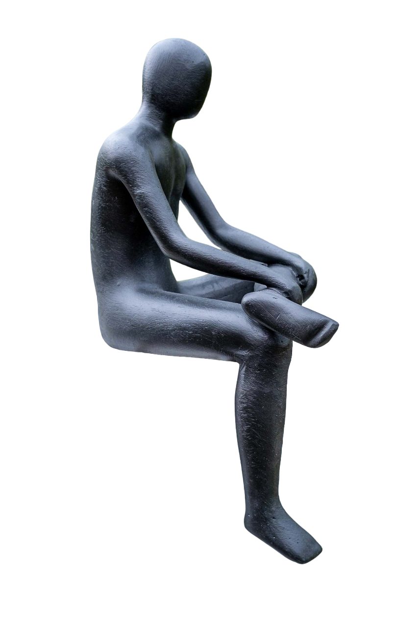 Dekofigur IDYL Moderne Skulptur Figur Sandsteinguss "Sitting Man"