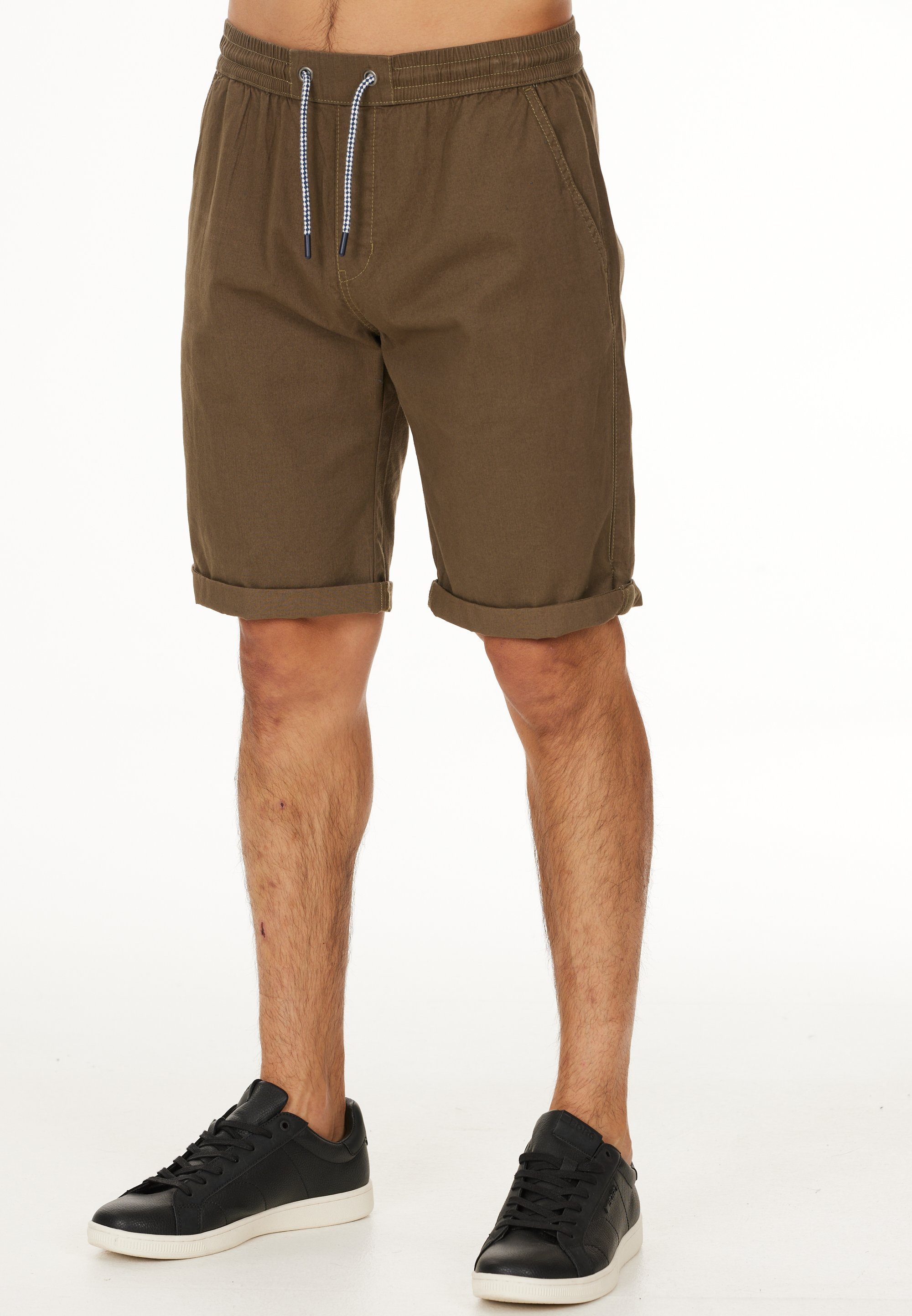 CRUZ Shorts Gilchrest mit praktischen Seitentaschen olivgrün