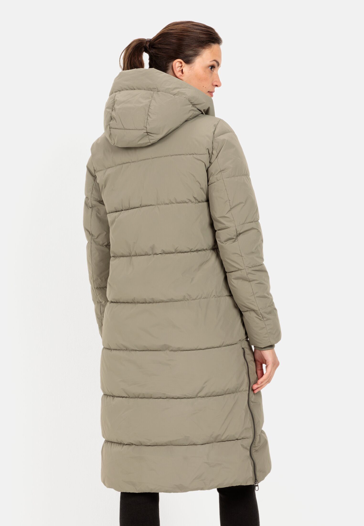 camel active Steppmantel aus recyceltem Polyester Langarm Kapuze Markenlabel