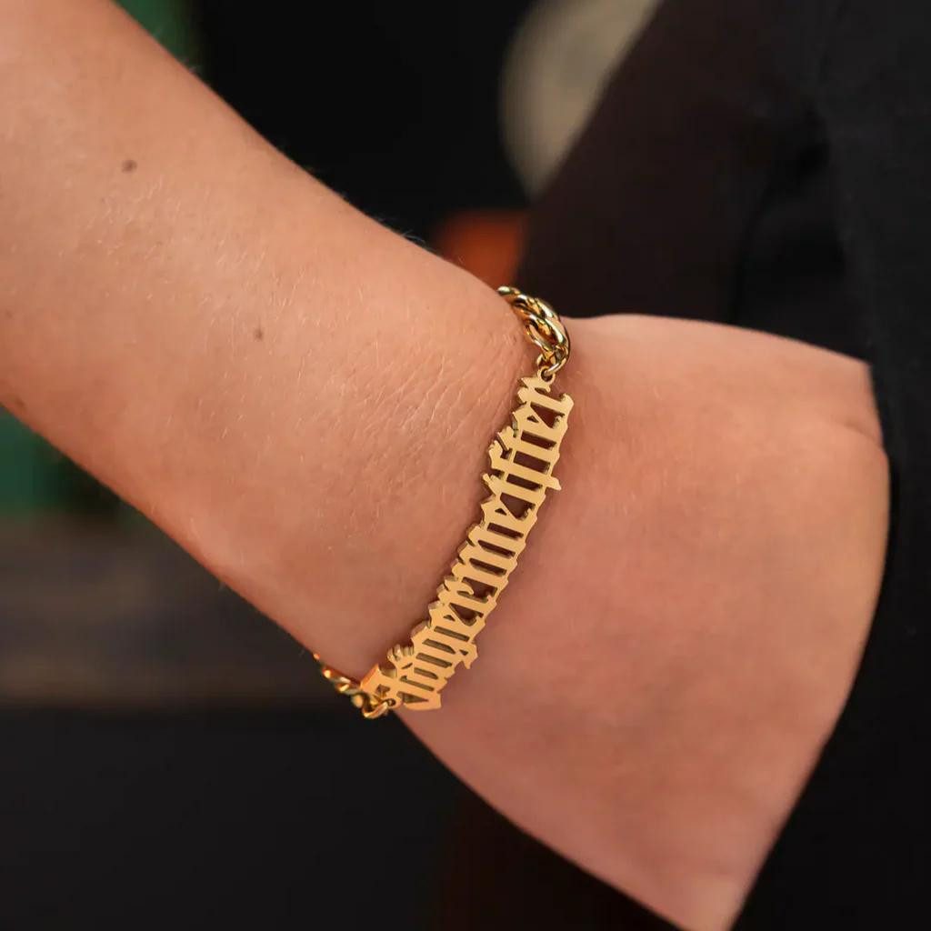Jägermeister Goldarmband Jägermeister Goldarmband – Statement-Schmuck mit Charakter – Bild 3 von 3