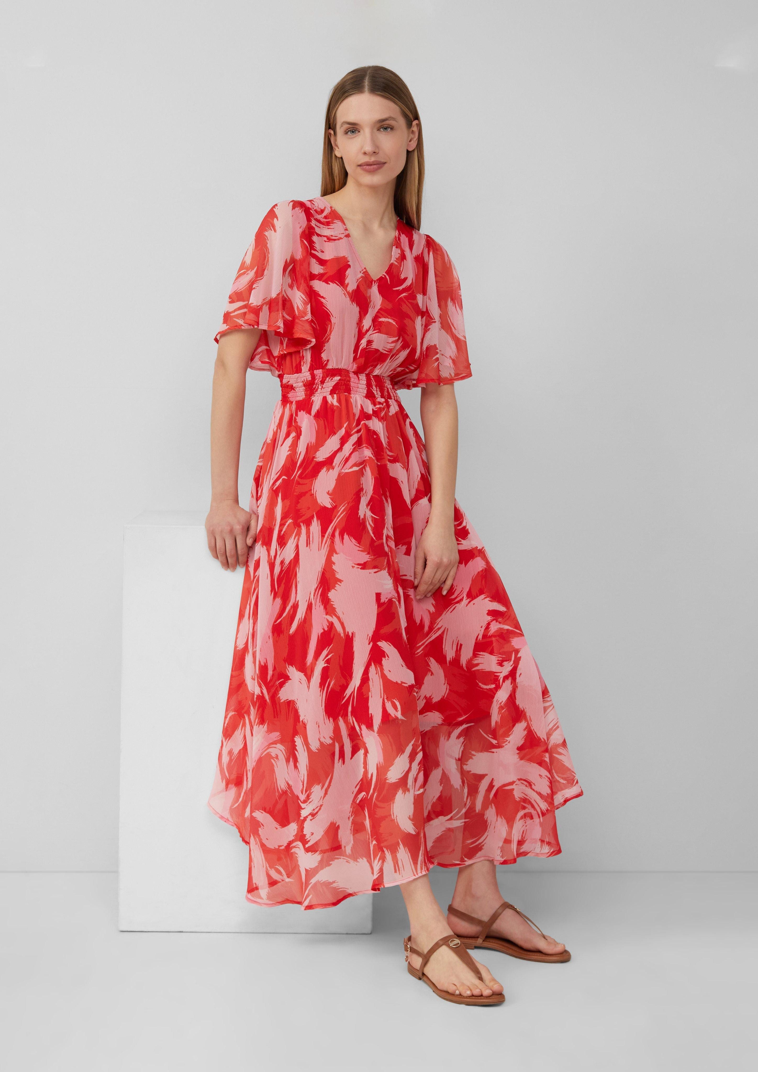 Maxikleid Maxikleid aus Chiffon mit gesmokter Taille