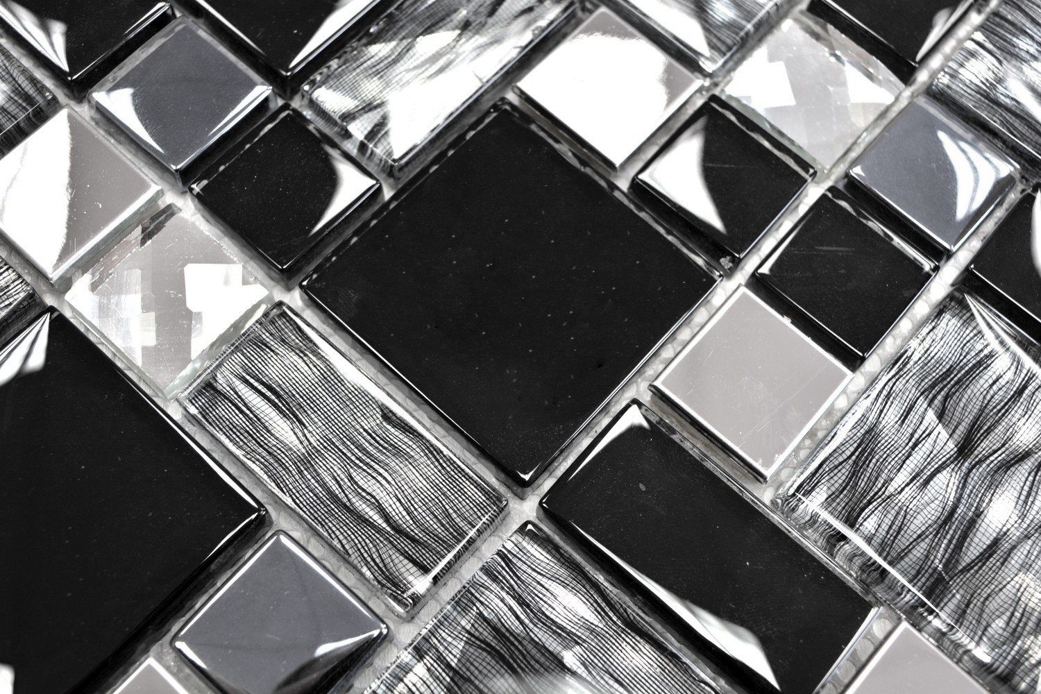 Matten Mosaikfliesen Mosani 10 / schwarz glänzend Edelstahlmosaik Mosaik