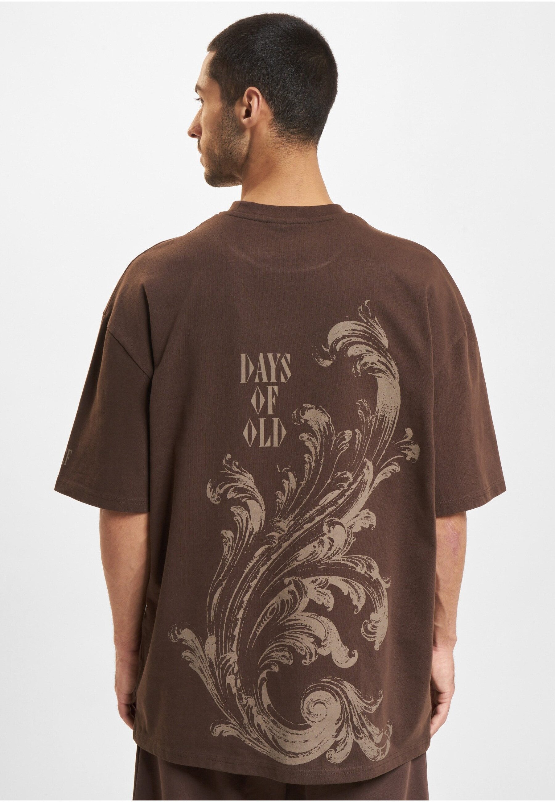 DEF Sweathose DEF DEF Flourish T-Shirt (1-tlg)