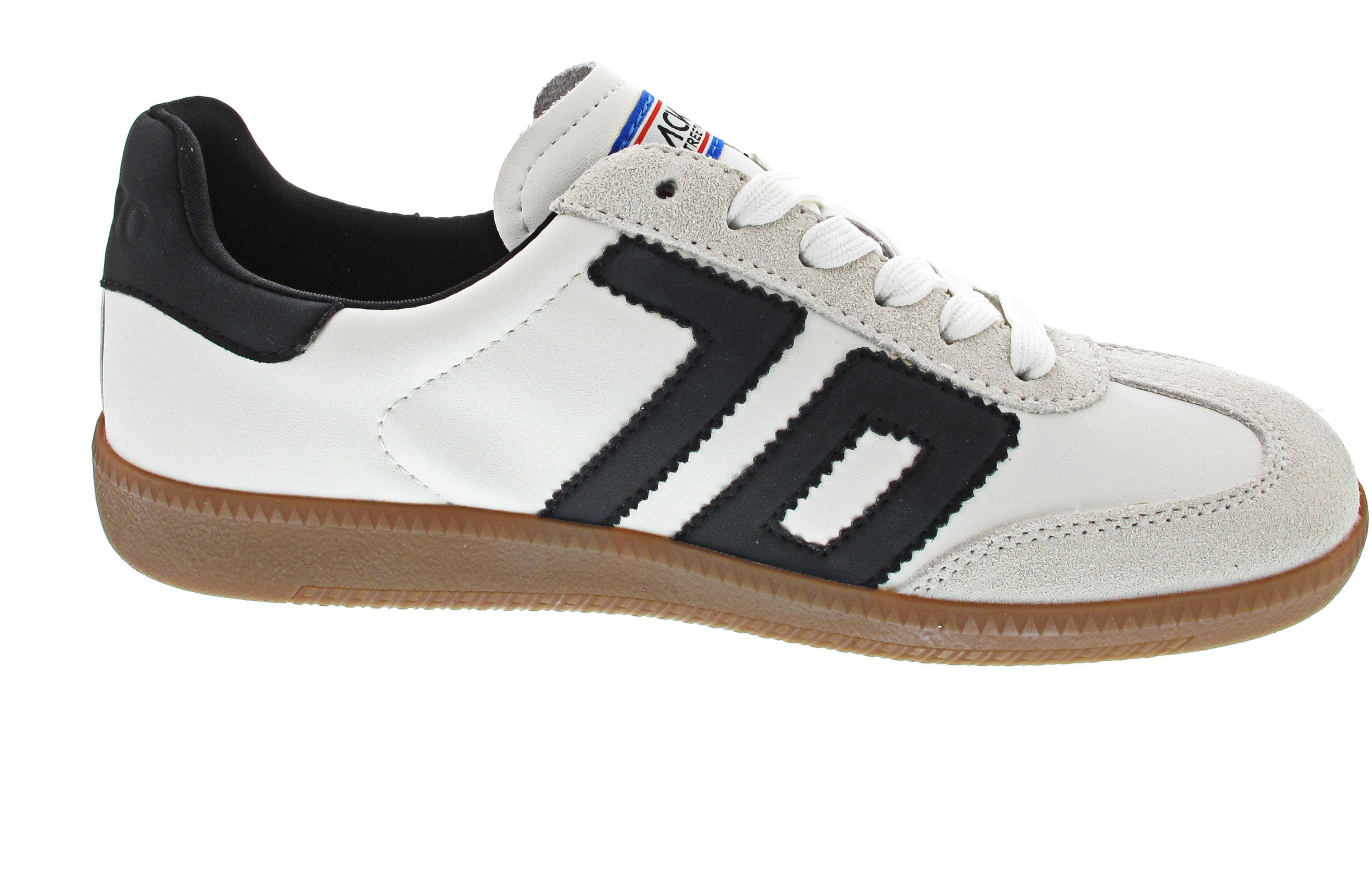 Back 70 Sneaker
