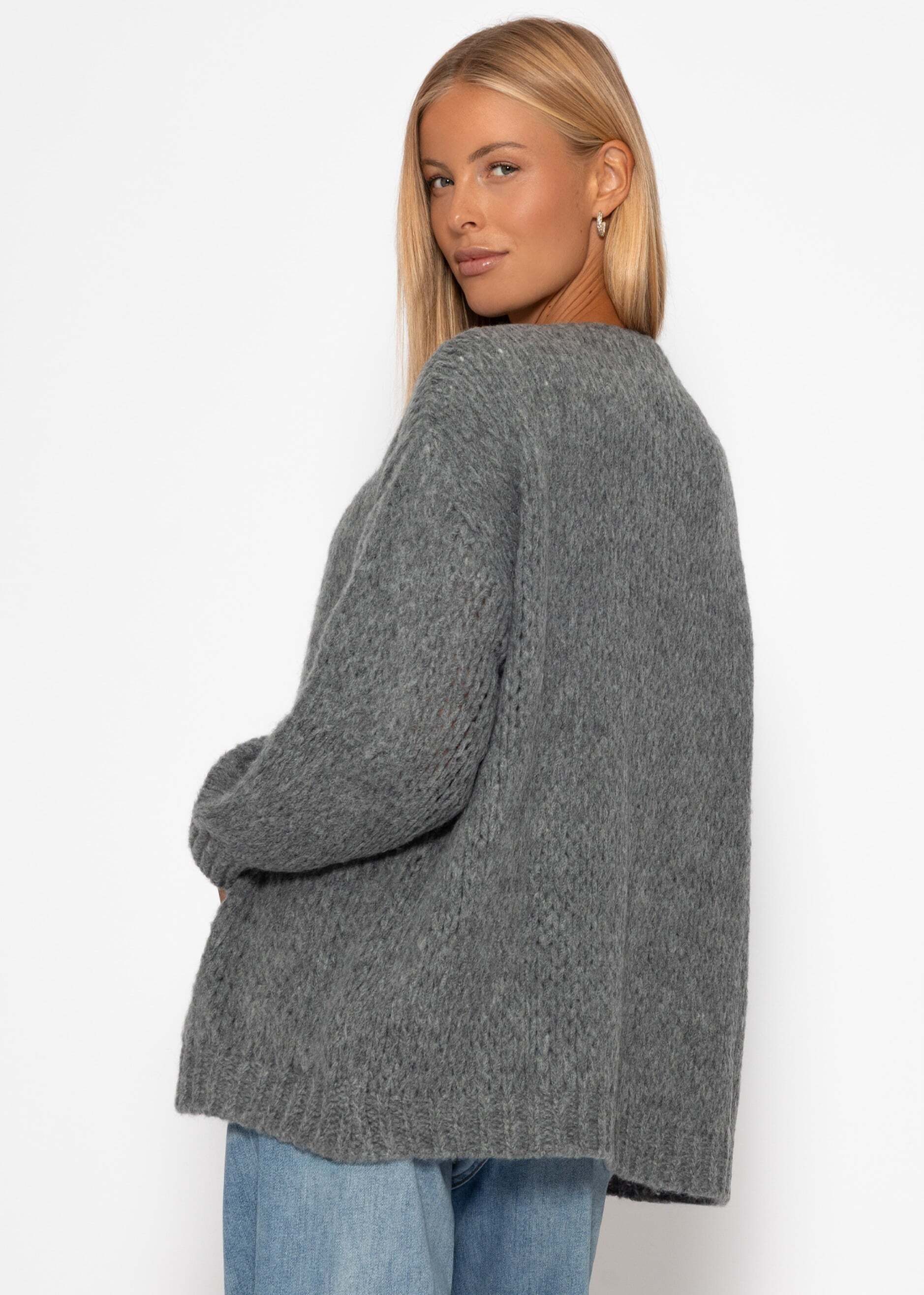 SASSYCLASSY Cardigan Oversize Cardigan aus Strick Damen Strickcardigan im oversized Fit mit Rippbündchen – Bild 5 von 5