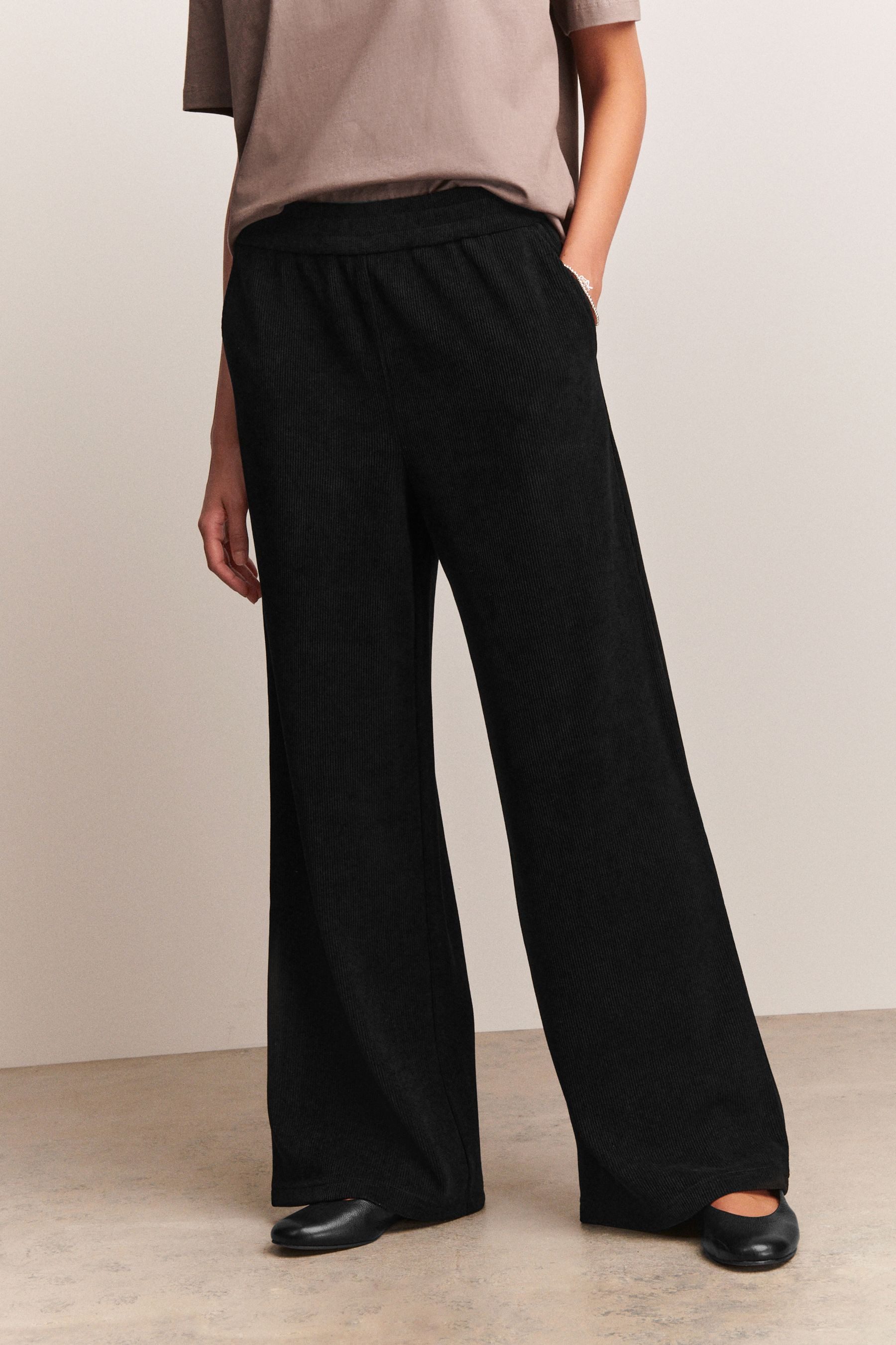 Next Palazzohose Cordhose mit weitem Bein, Kurzgröße (1-tlg) – Bild 5 von 5